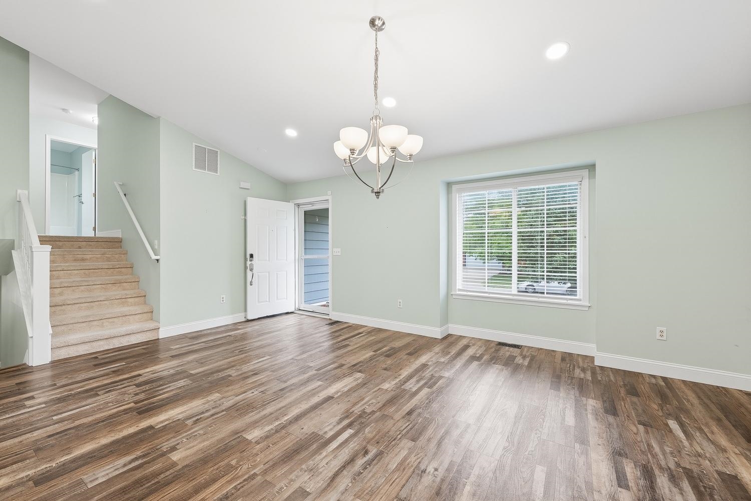 2438 N Tamarisk Street Derby KS 67037