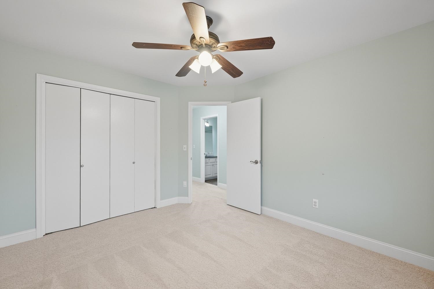 2438 N Tamarisk Street Derby KS 67037
