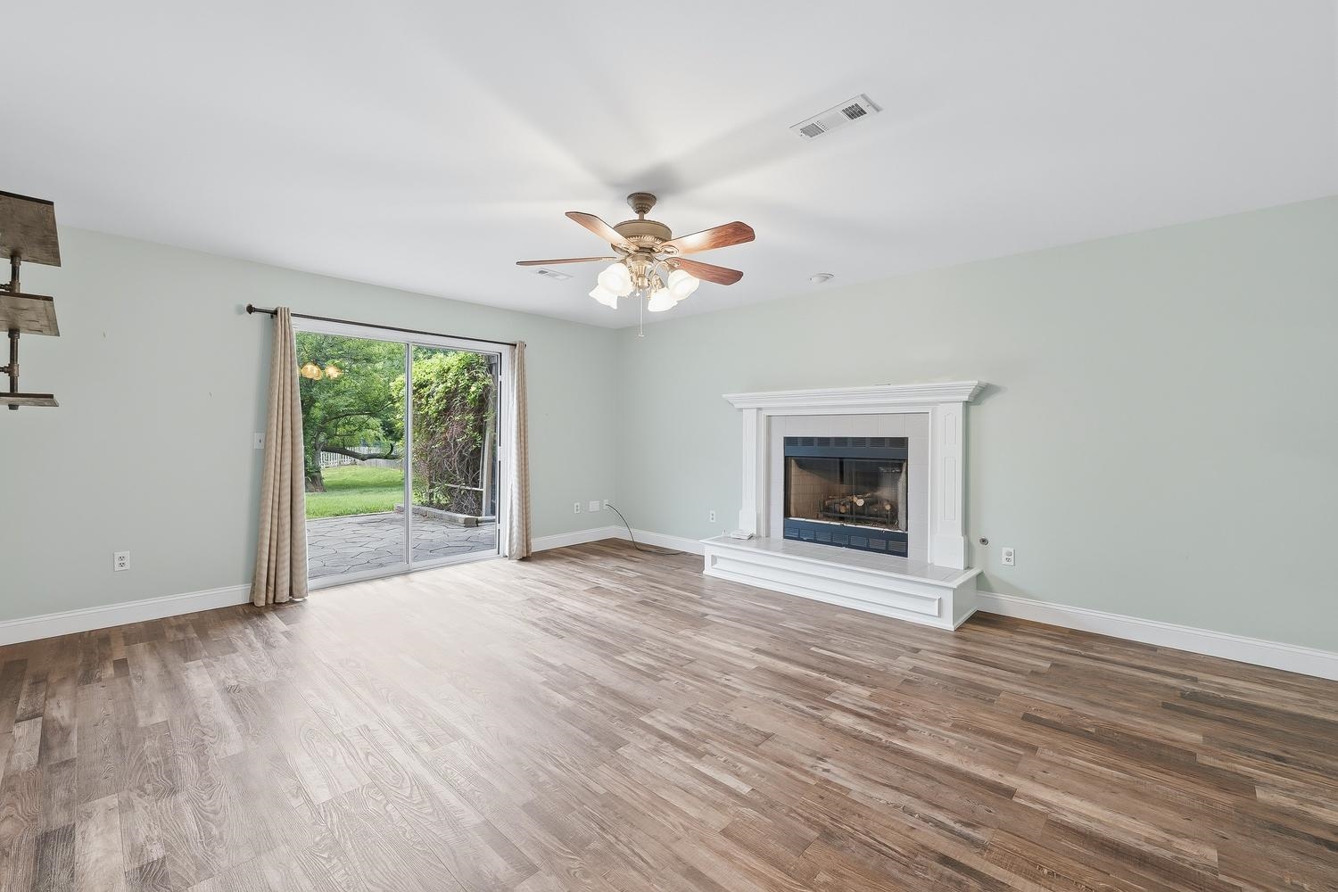2438 N Tamarisk Street Derby KS 67037