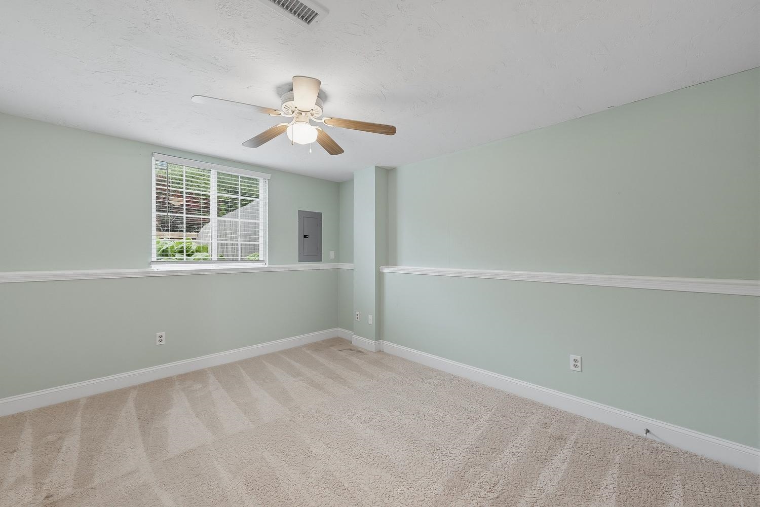 2438 N Tamarisk Street Derby KS 67037