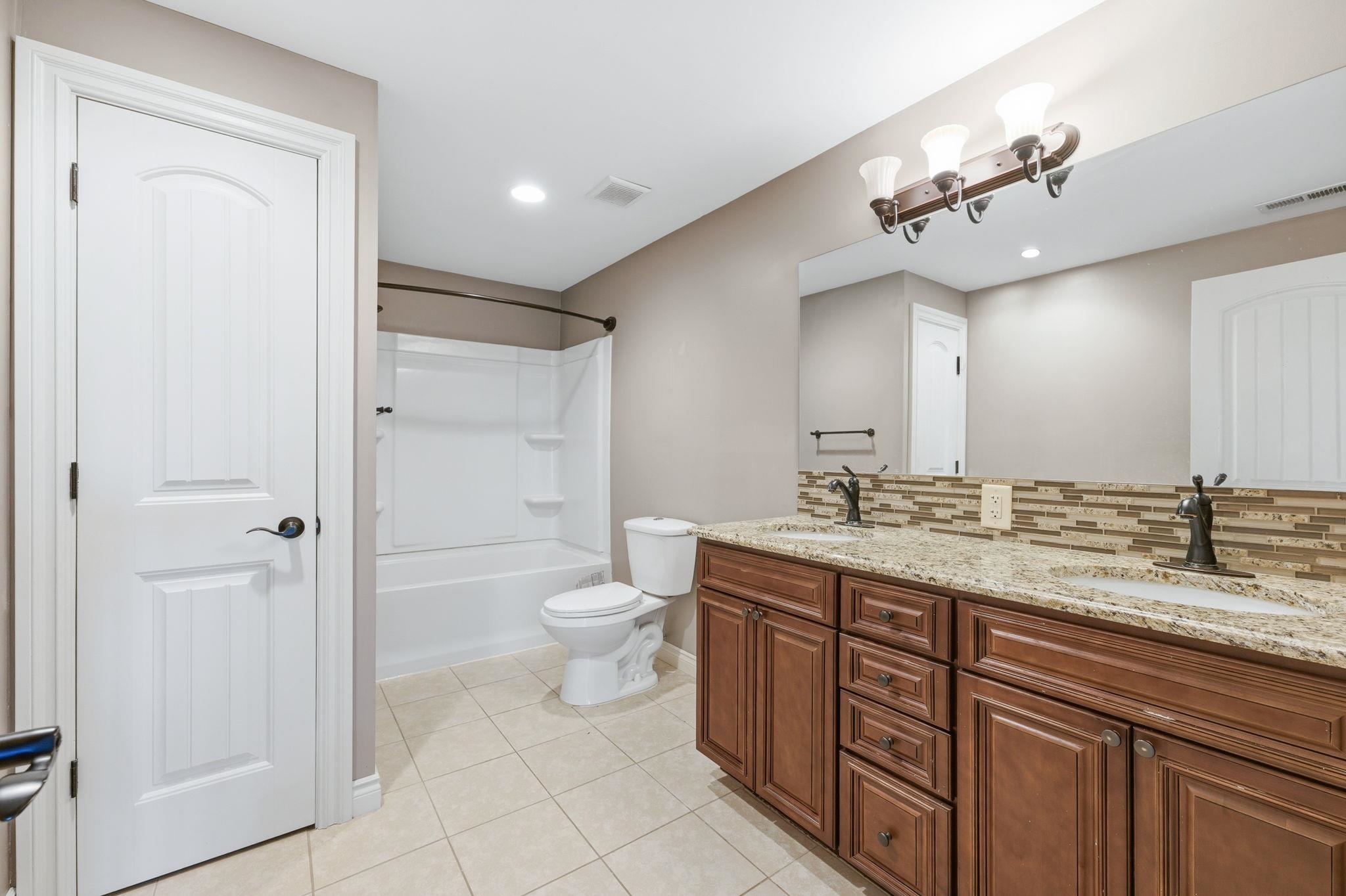 3839 N Lily Court Wichita KS 67101