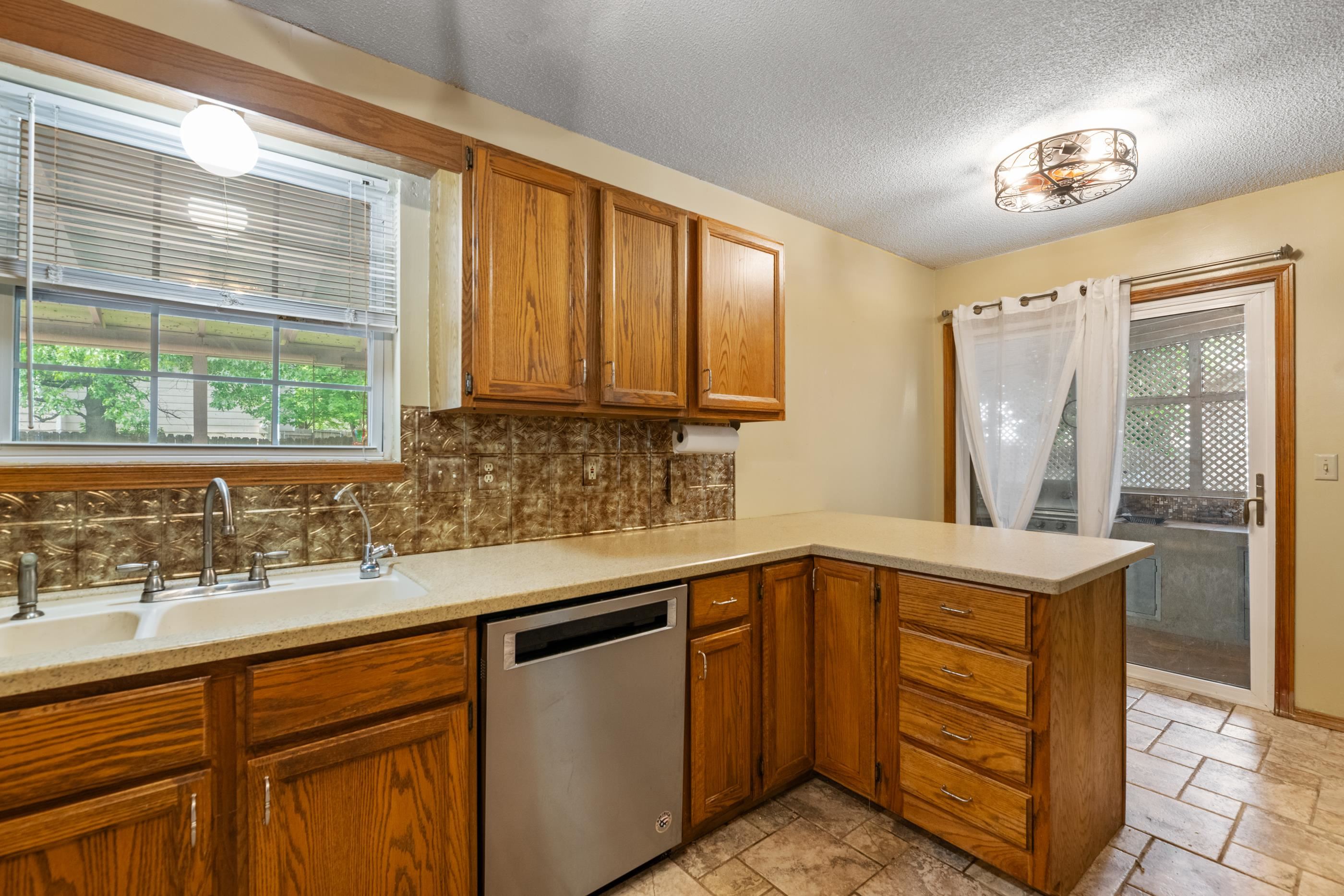 10211 W Yosemite Wichita KS 67215