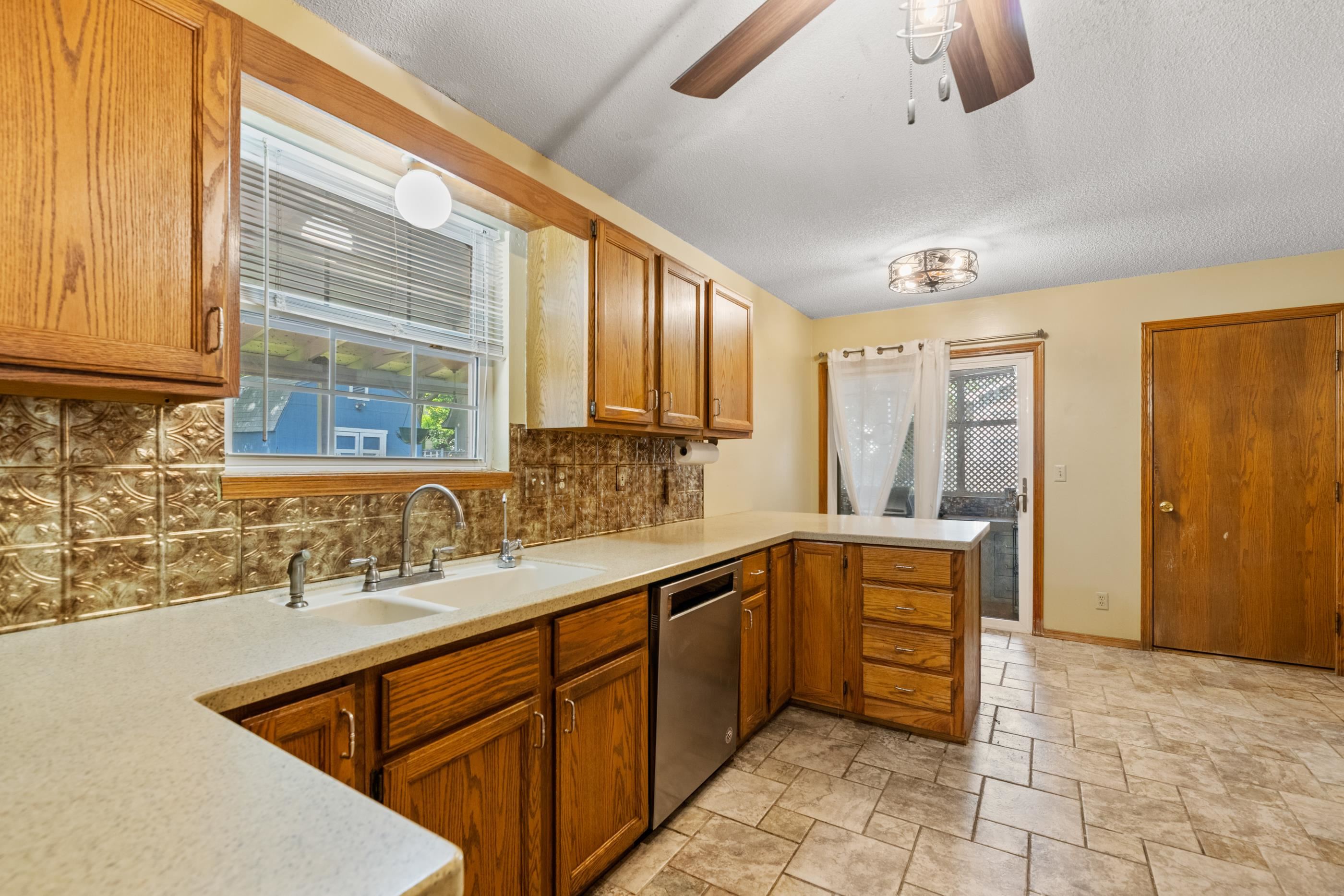 10211 W Yosemite Wichita KS 67215