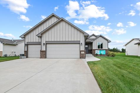 10498 W Wilkinson Street Maize KS 67101