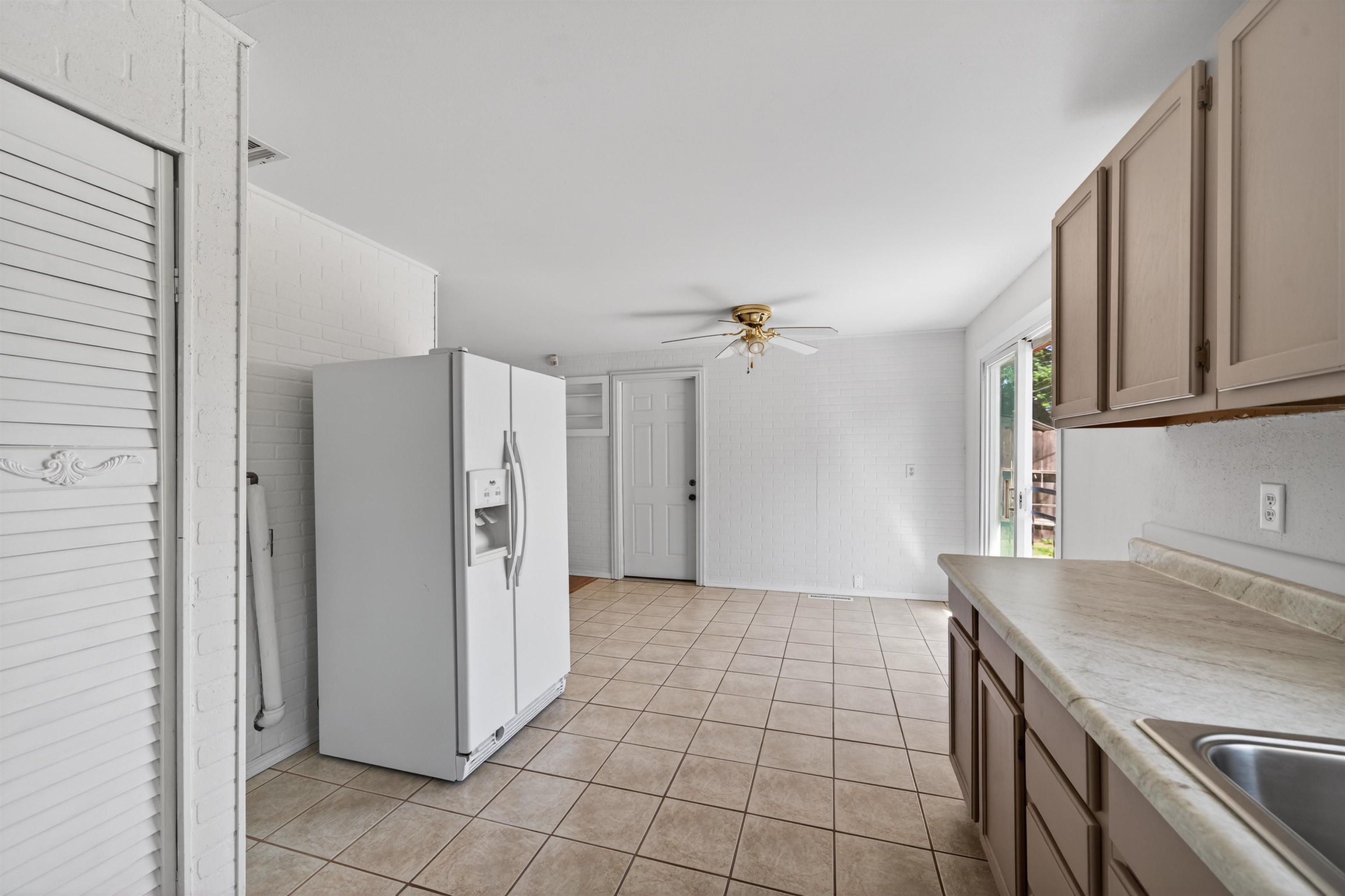 6122 N East Park View Park City KS 67219