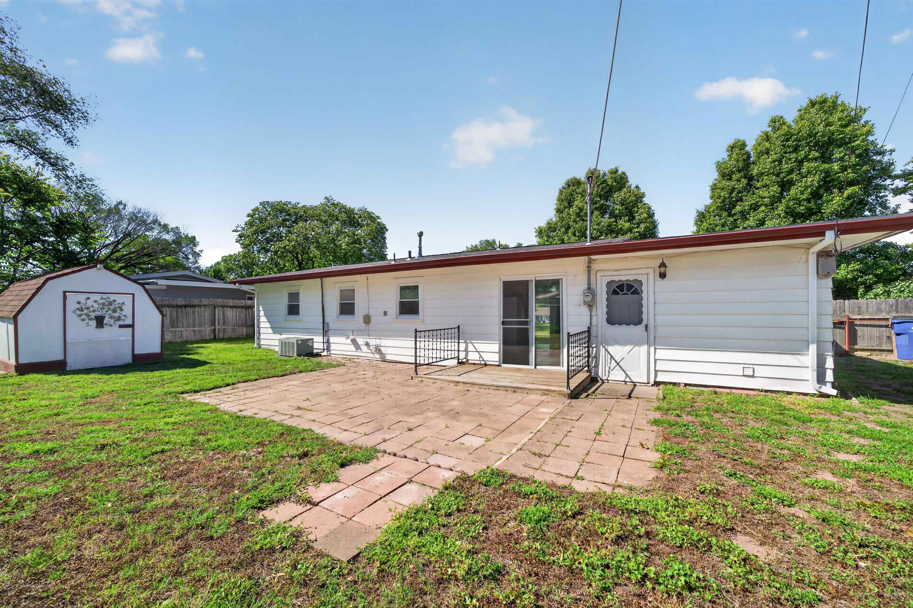 6122 N East Park View Park City KS 67219
