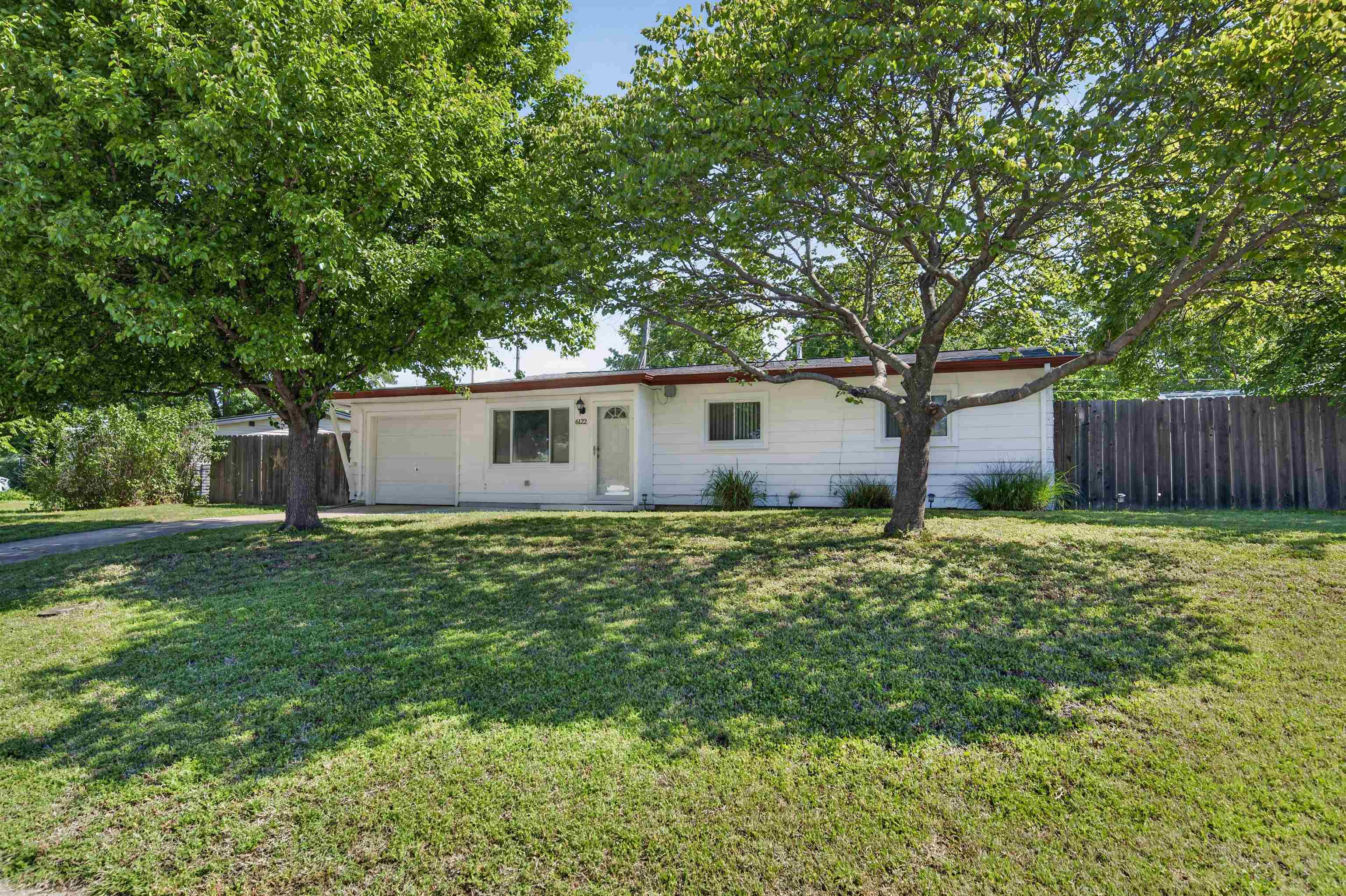 6122 N East Park View Park City KS 67219