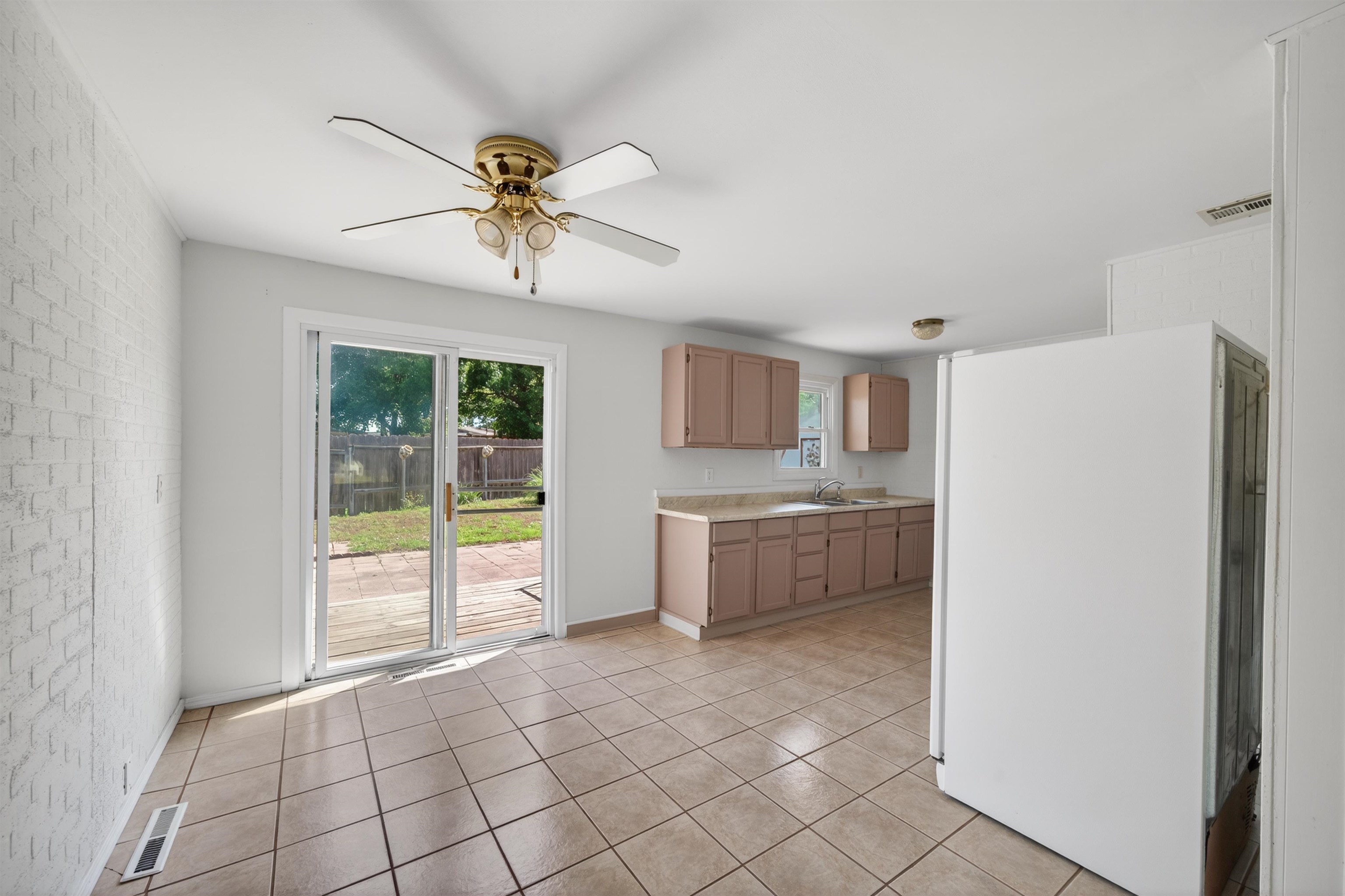 6122 N East Park View Park City KS 67219