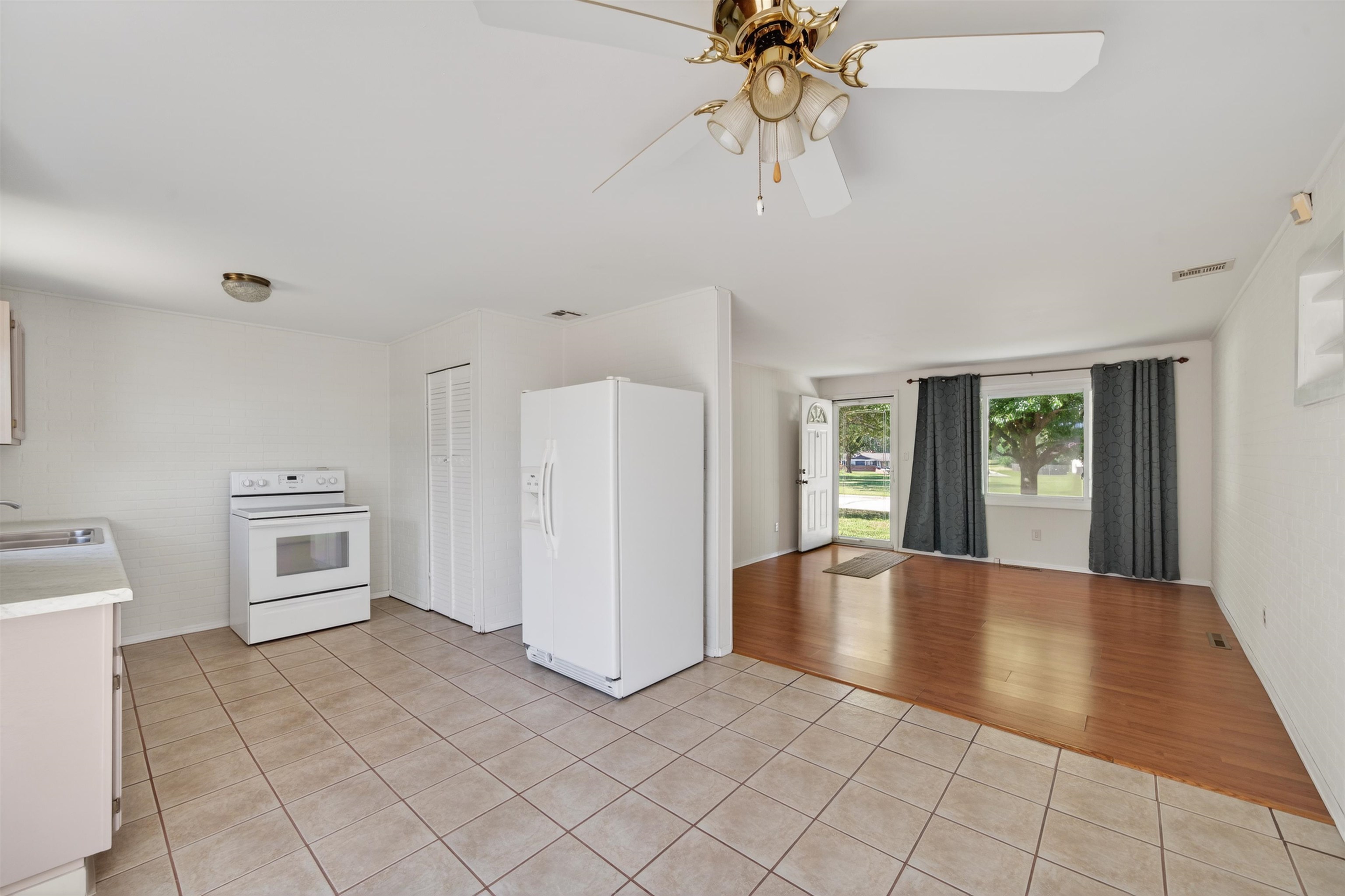 6122 N East Park View Park City KS 67219