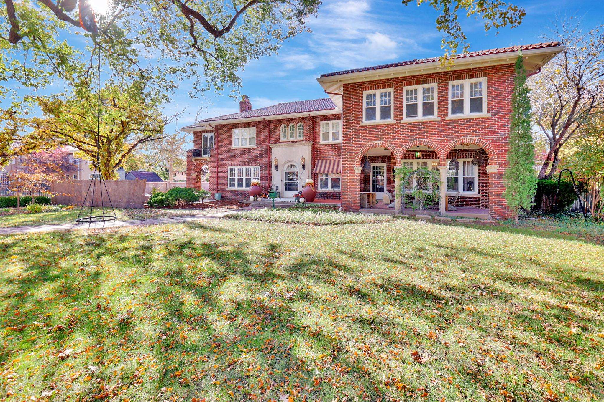 201 N Broadview Street Wichita KS 67208