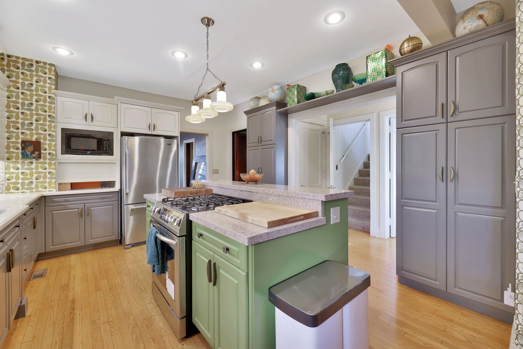 201 N Broadview Street Wichita KS 67208