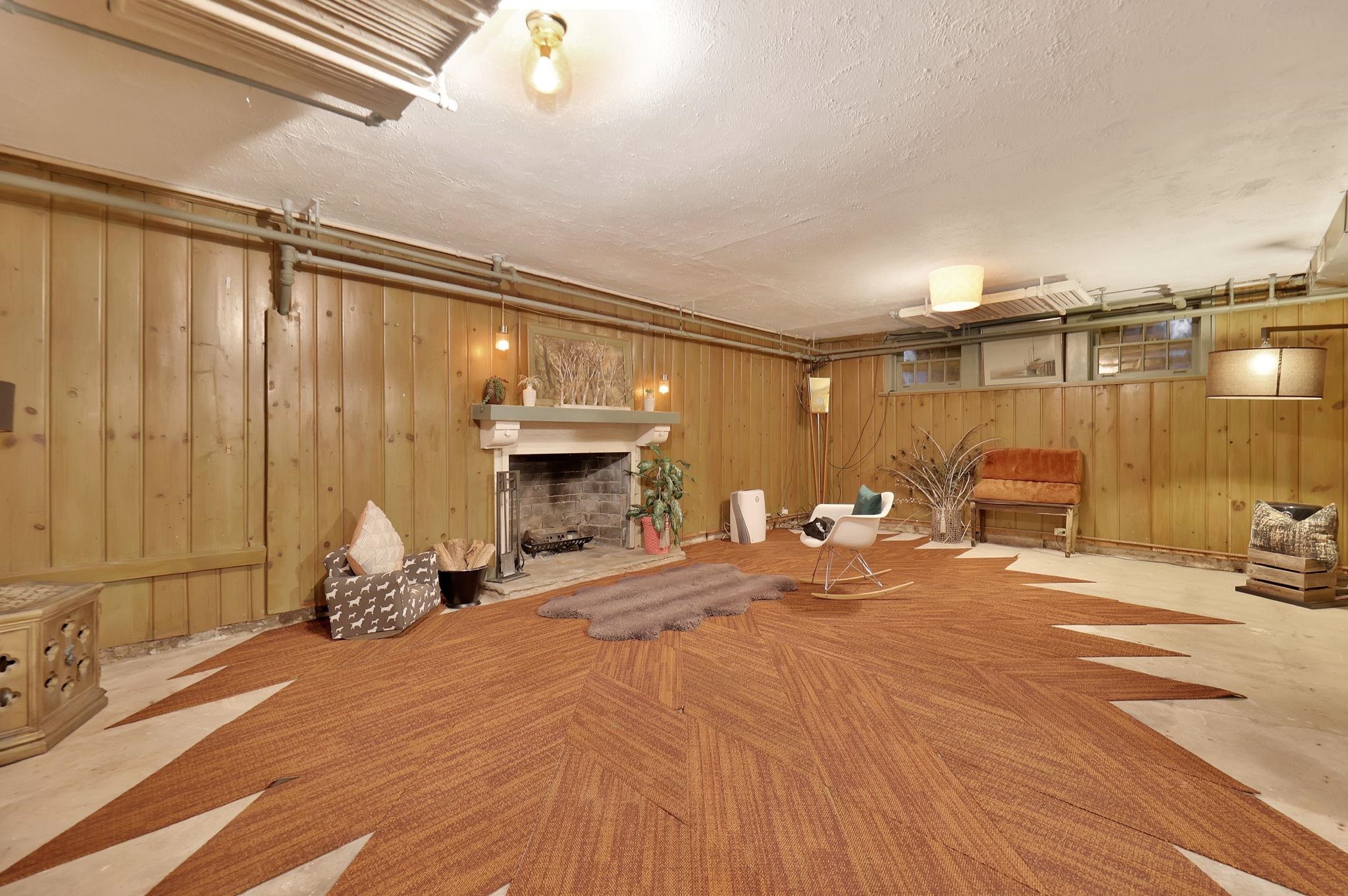 201 N Broadview Street Wichita KS 67208