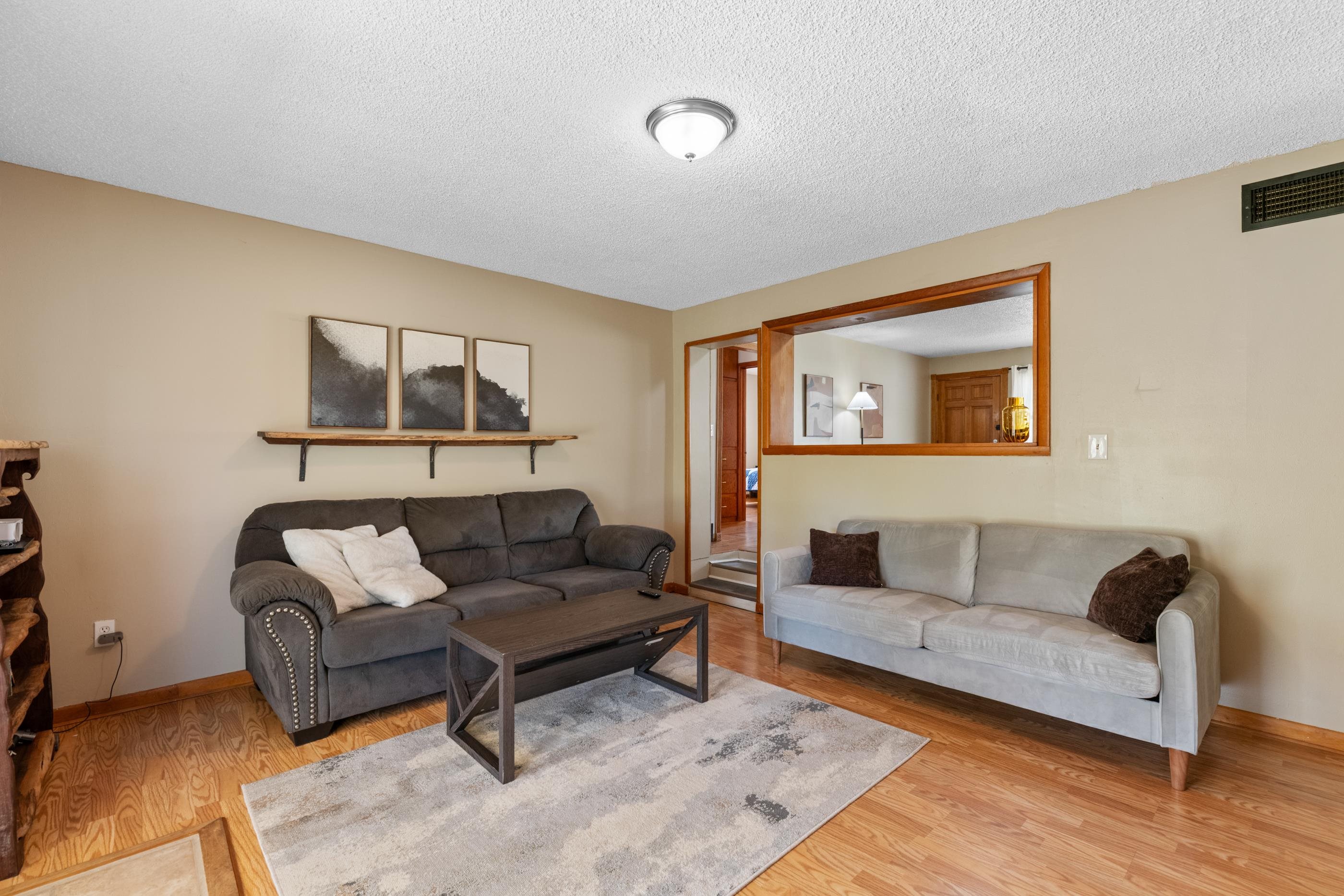 2116 S Edgemoor Street Wichita KS 67218