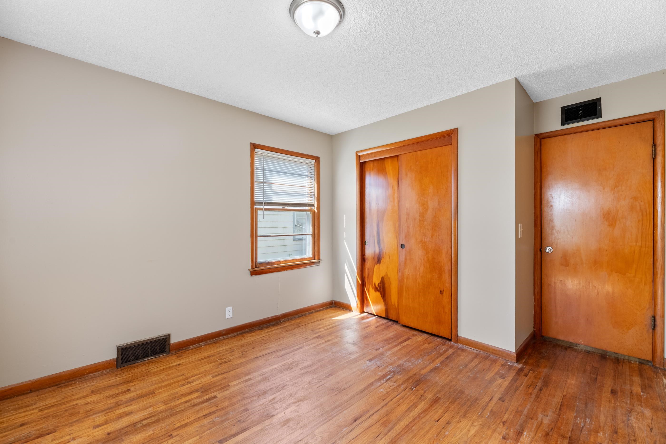 2116 S Edgemoor Street Wichita KS 67218