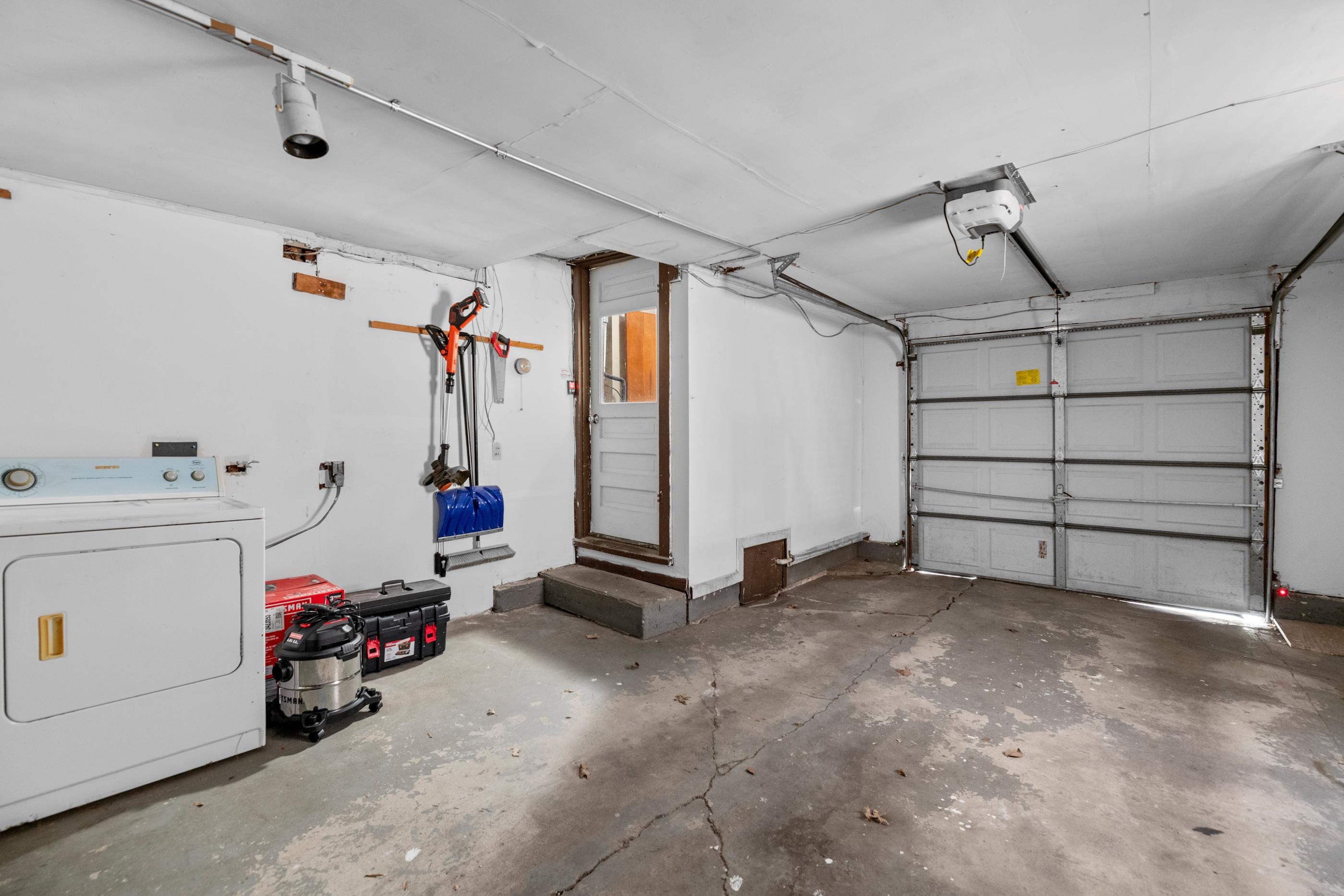 2116 S Edgemoor Street Wichita KS 67218