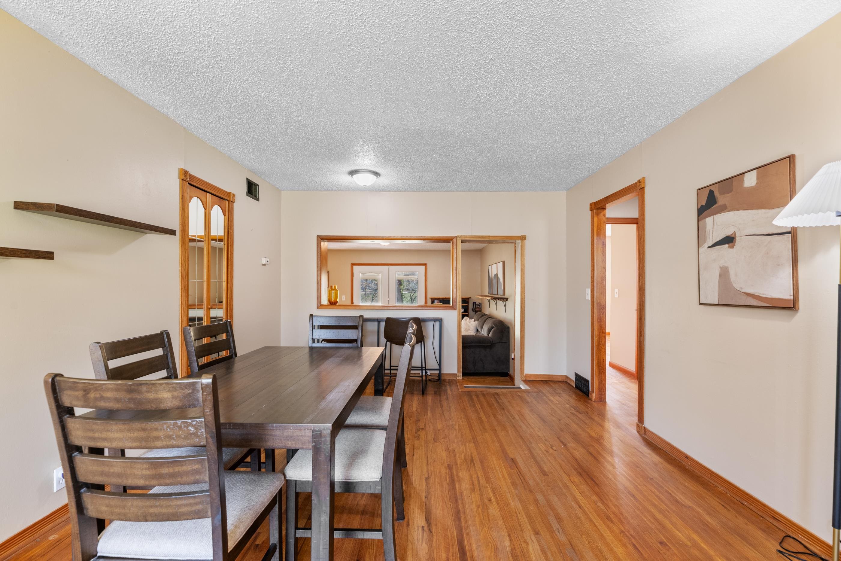 2116 S Edgemoor Street Wichita KS 67218