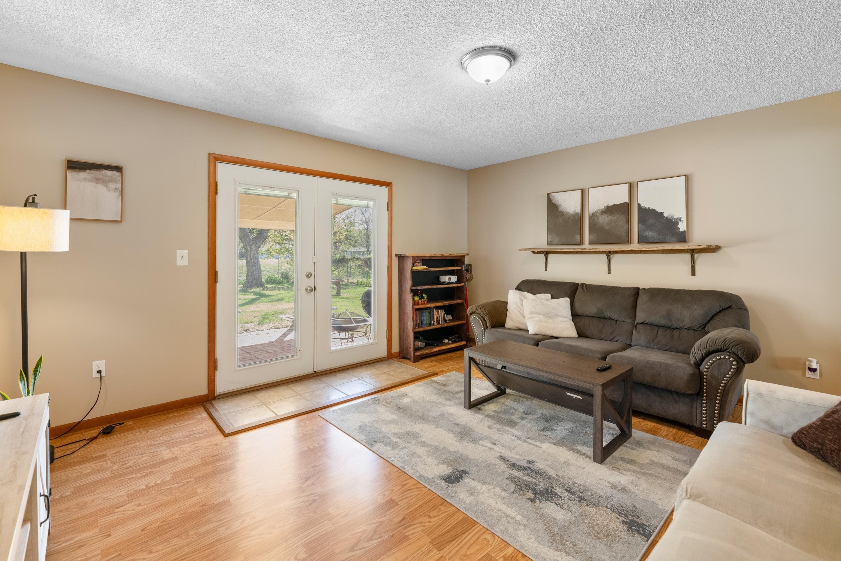 2116 S Edgemoor Street Wichita KS 67218