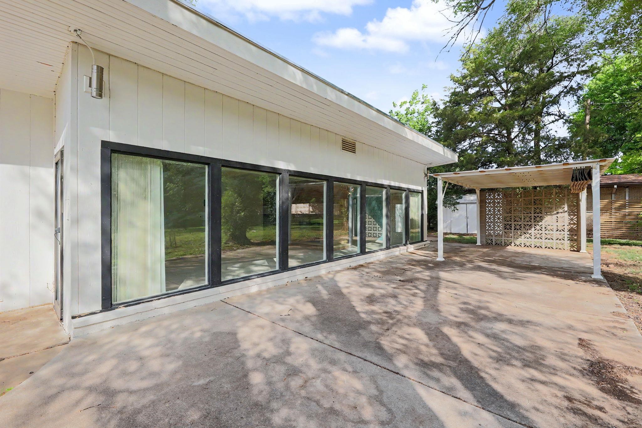410 S Wetmore Drive Wichita KS 67209
