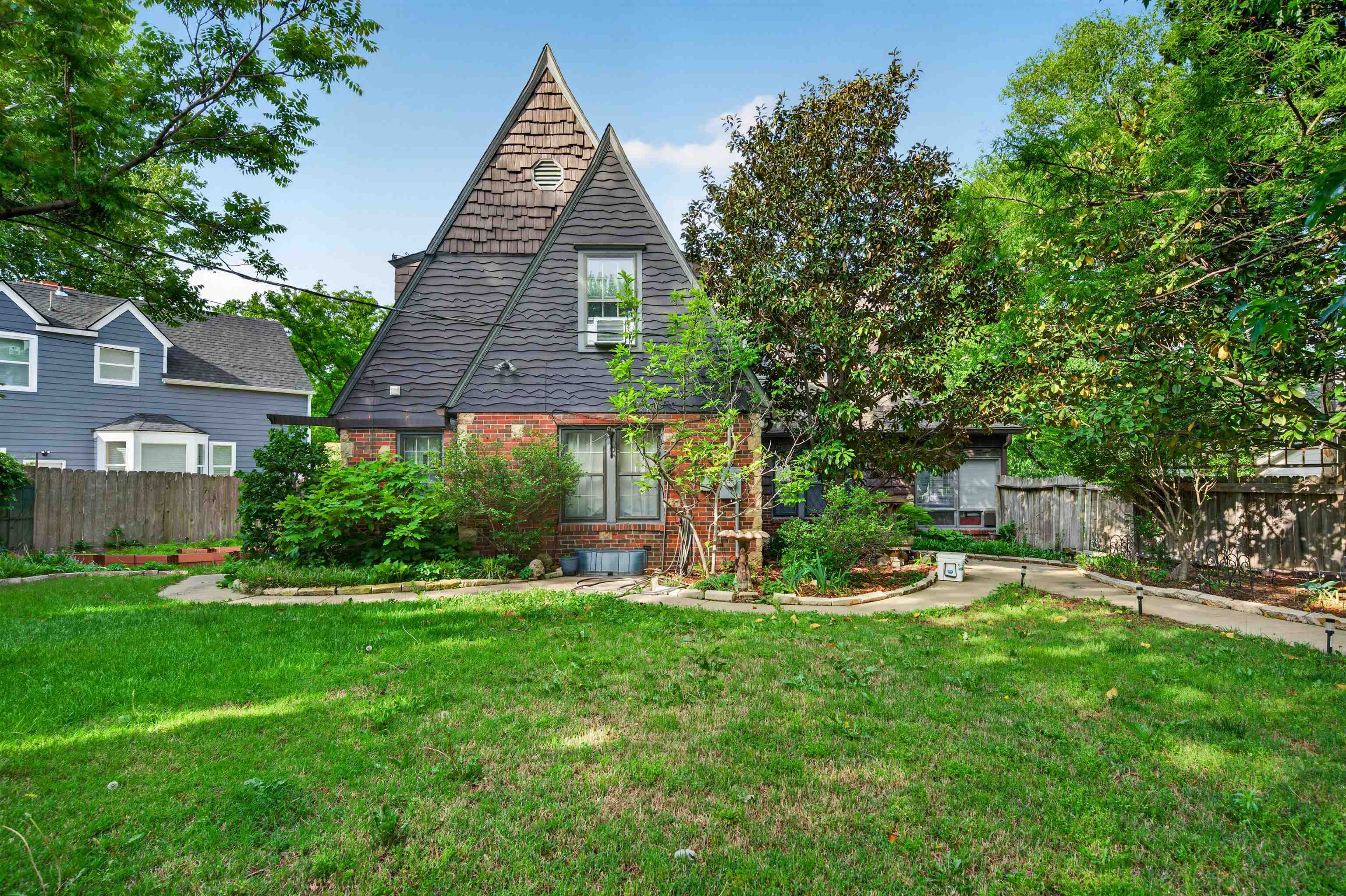 3925 Pine Knot Court Wichita KS 67208