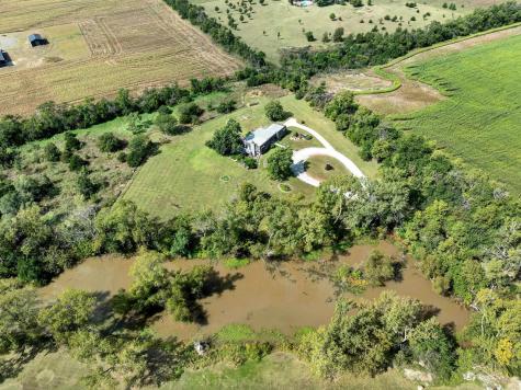 25 S Pony Meadows Wichita KS 67232