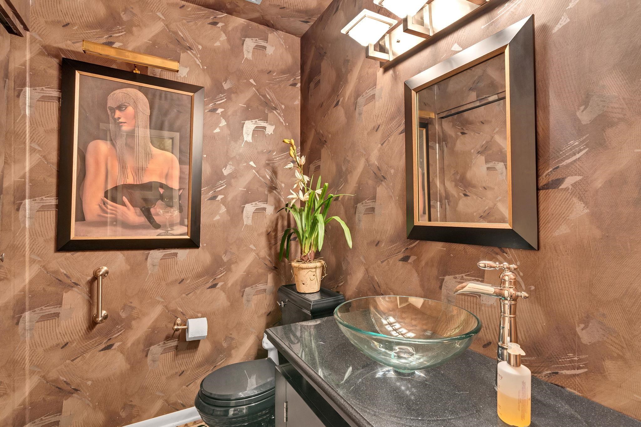 25 S Pony Meadows Wichita KS 67232