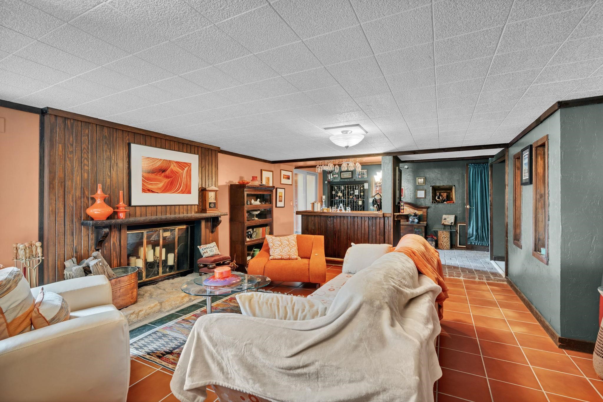 25 S Pony Meadows Wichita KS 67232