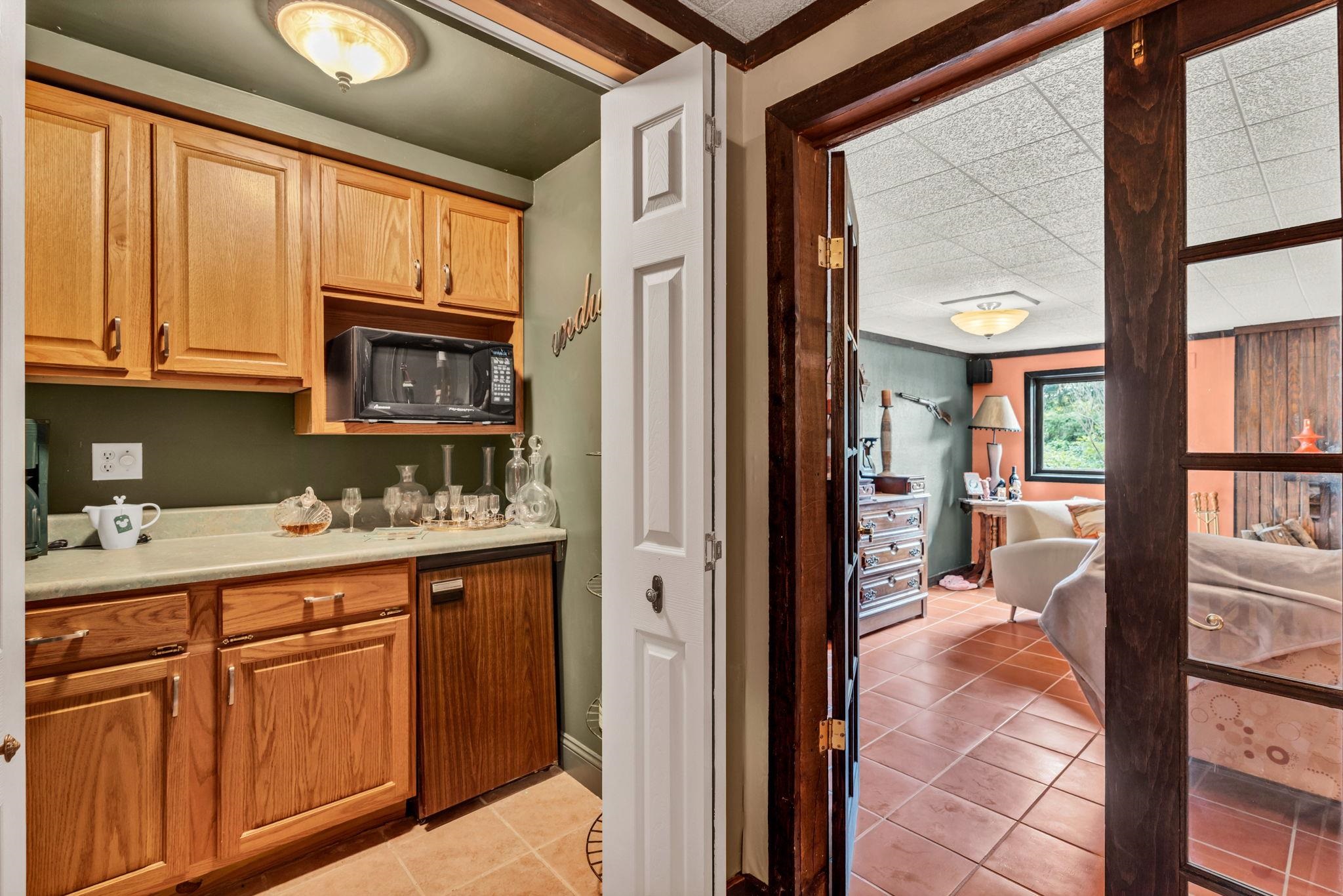 25 S Pony Meadows Wichita KS 67232