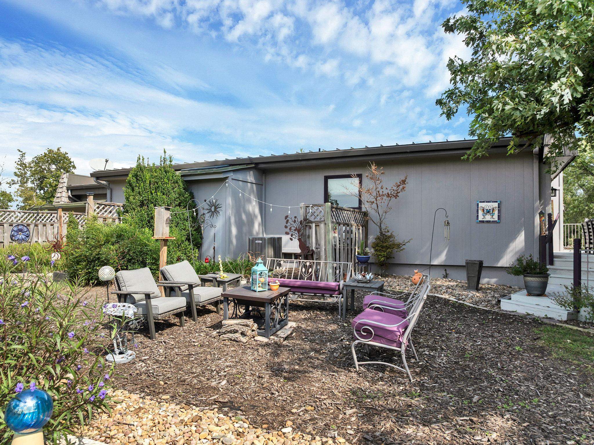 25 S Pony Meadows Wichita KS 67232