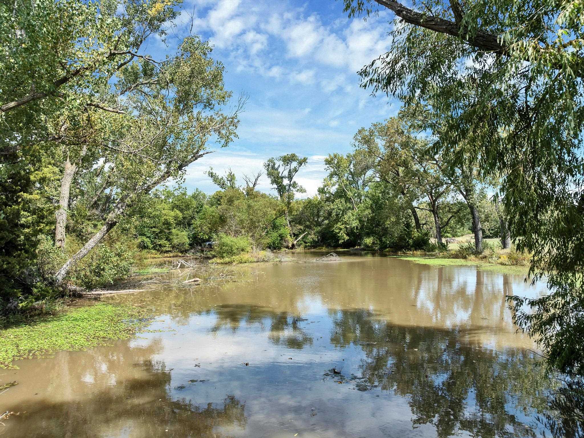 25 S Pony Meadows Wichita KS 67232