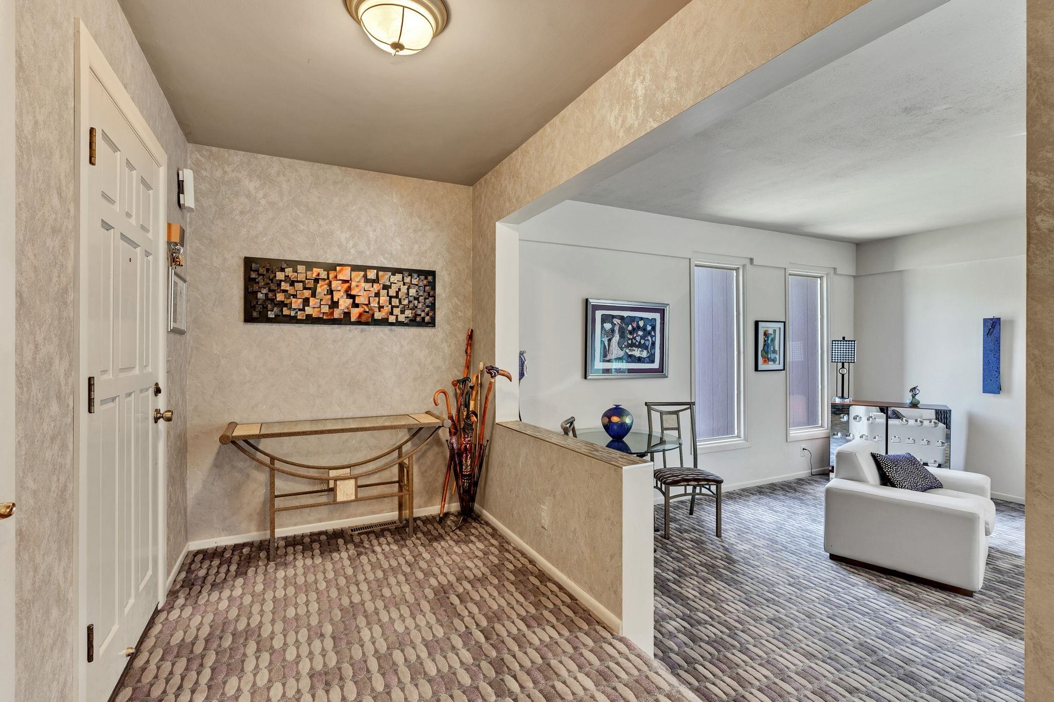 25 S Pony Meadows Wichita KS 67232