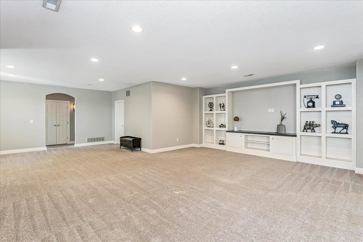 1401 N Shadow Rock Drive Andover KS 67002