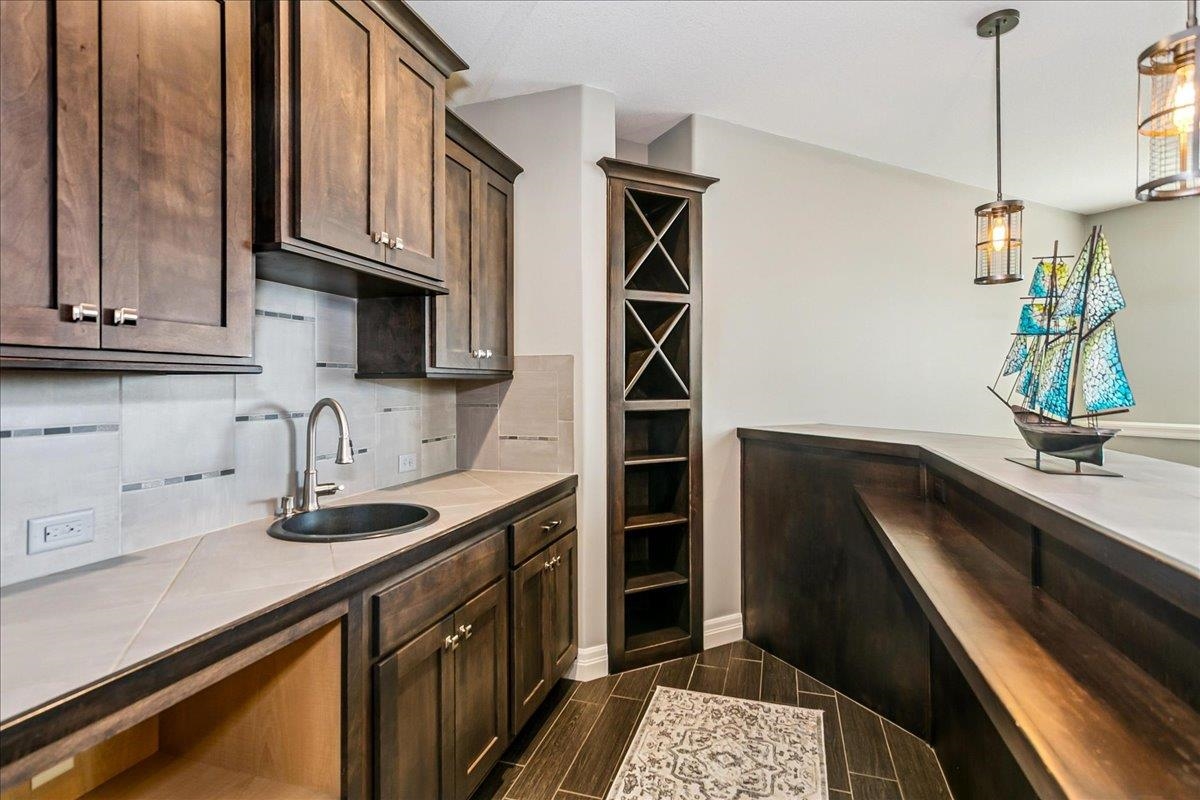 1401 N Shadow Rock Drive Andover KS 67002