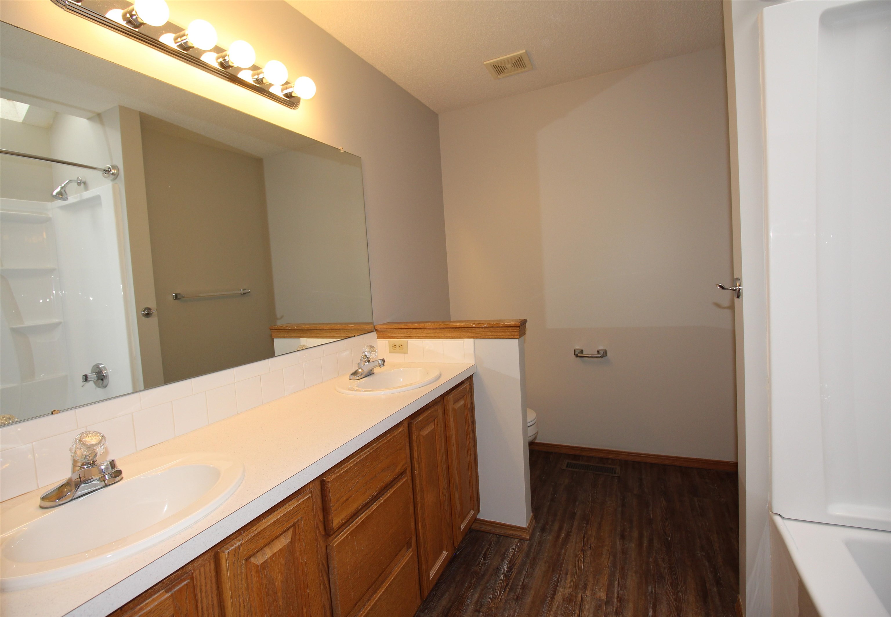 1114 S Longford Street Wichita KS 67207-3238