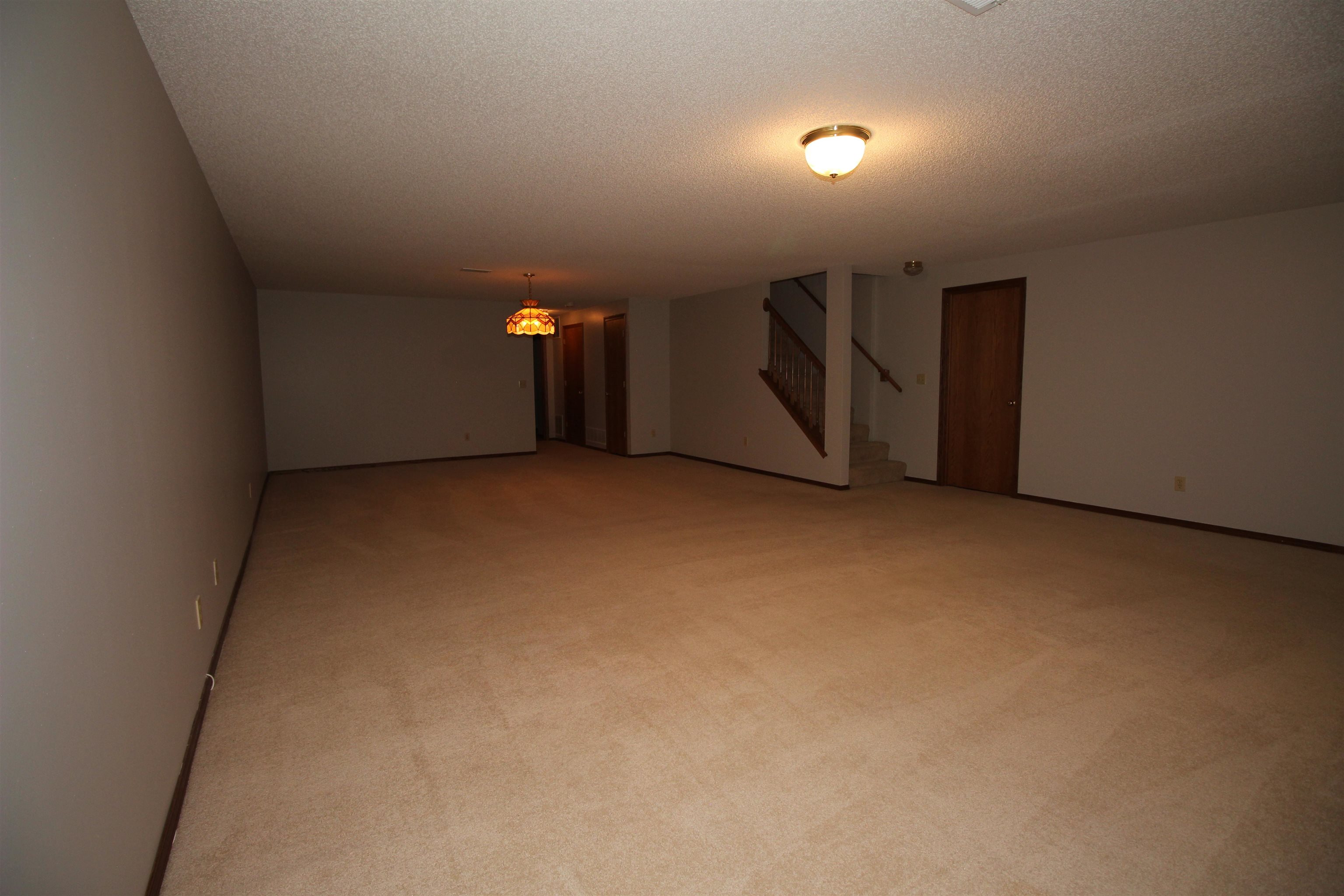 1114 S Longford Street Wichita KS 67207-3238