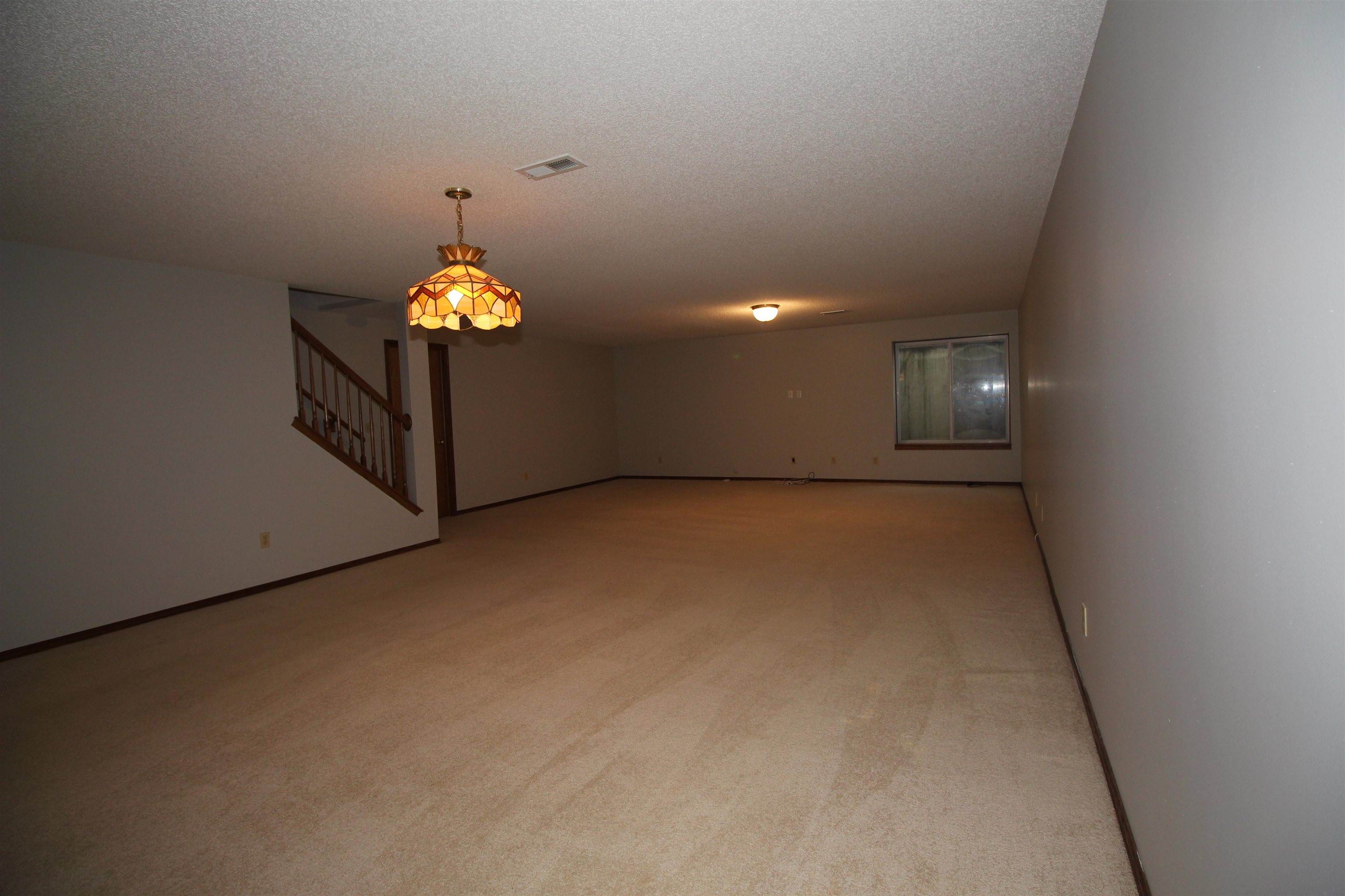 1114 S Longford Street Wichita KS 67207-3238