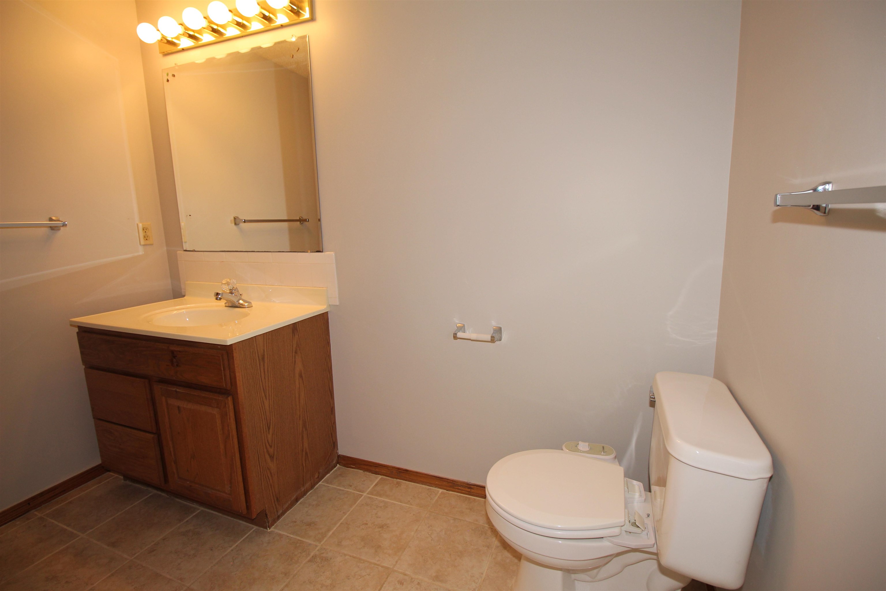 1114 S Longford Street Wichita KS 67207-3238