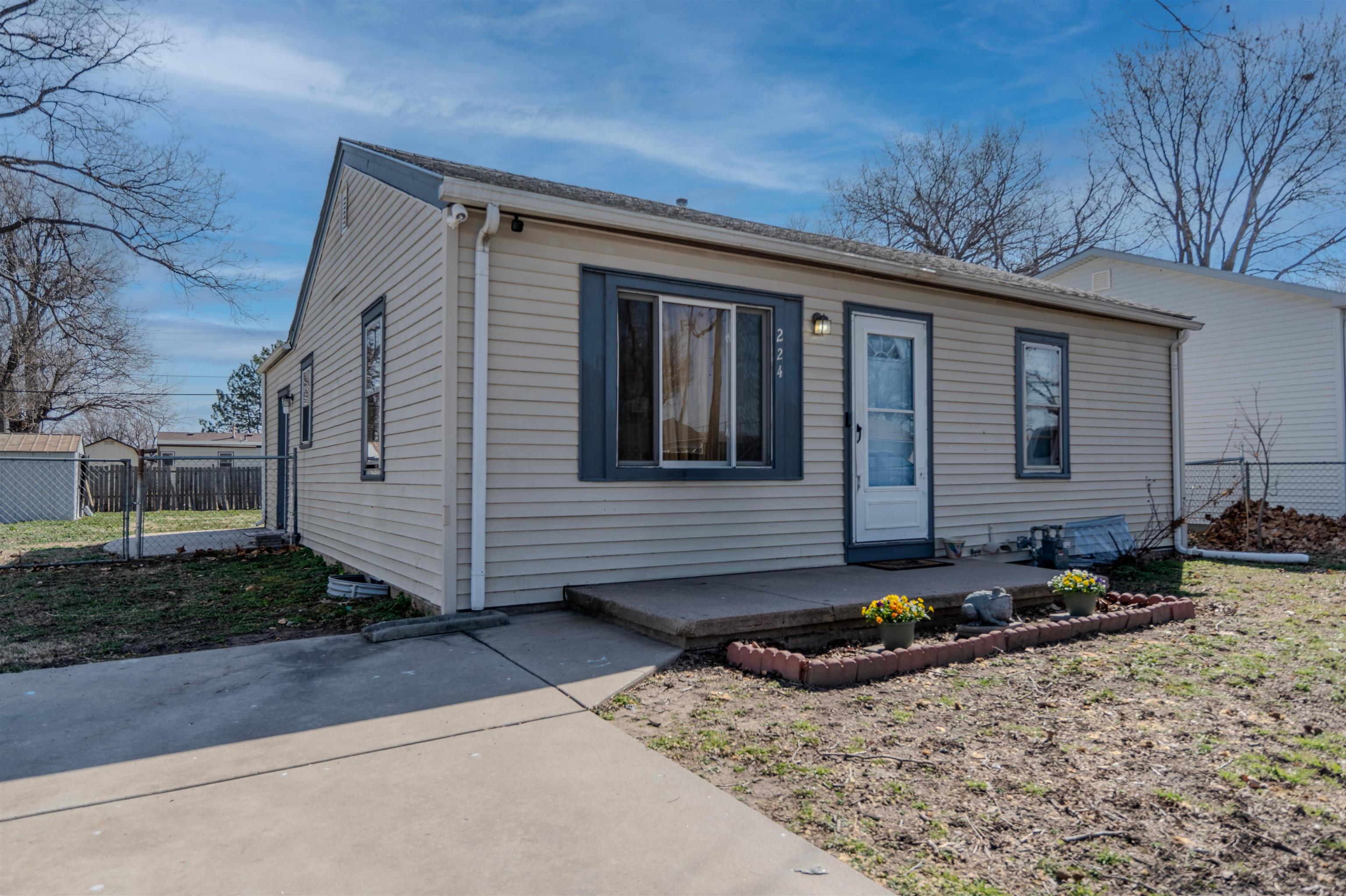 224 N Maynard Avenue Haysville KS 67060