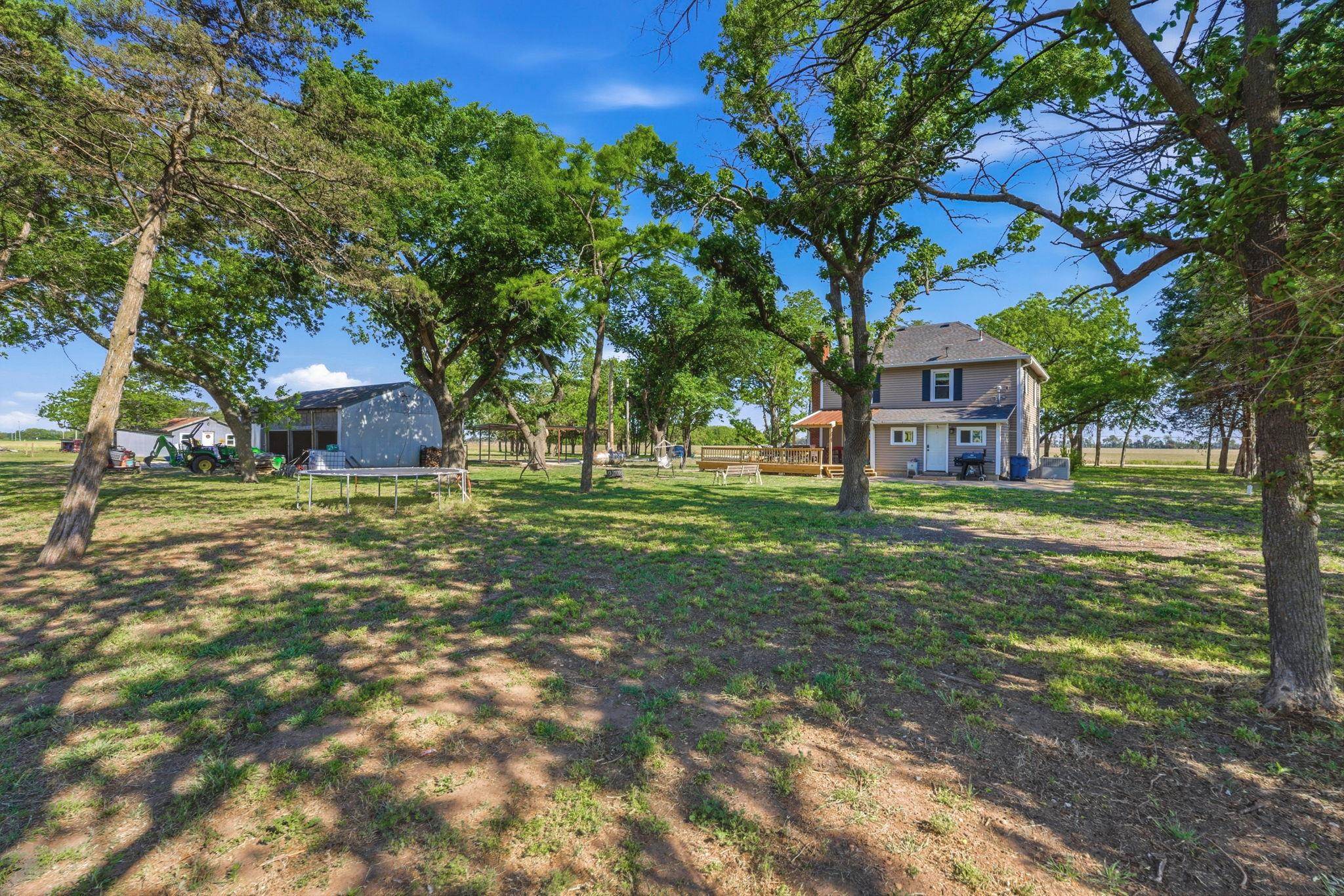 1625 E 60th Avenue N Belle Plaine KS 67013