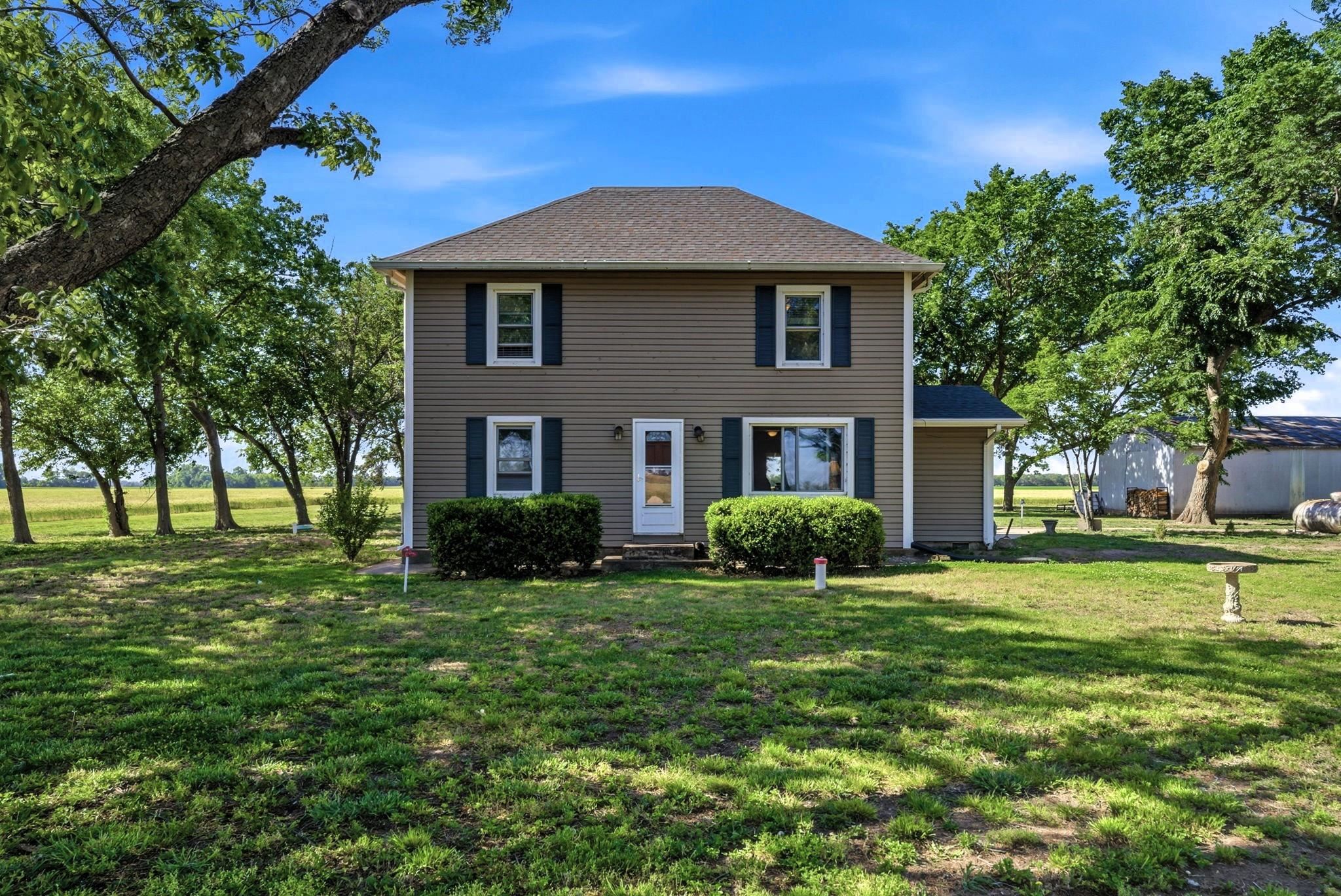 1625 E 60th Avenue N Belle Plaine KS 67013