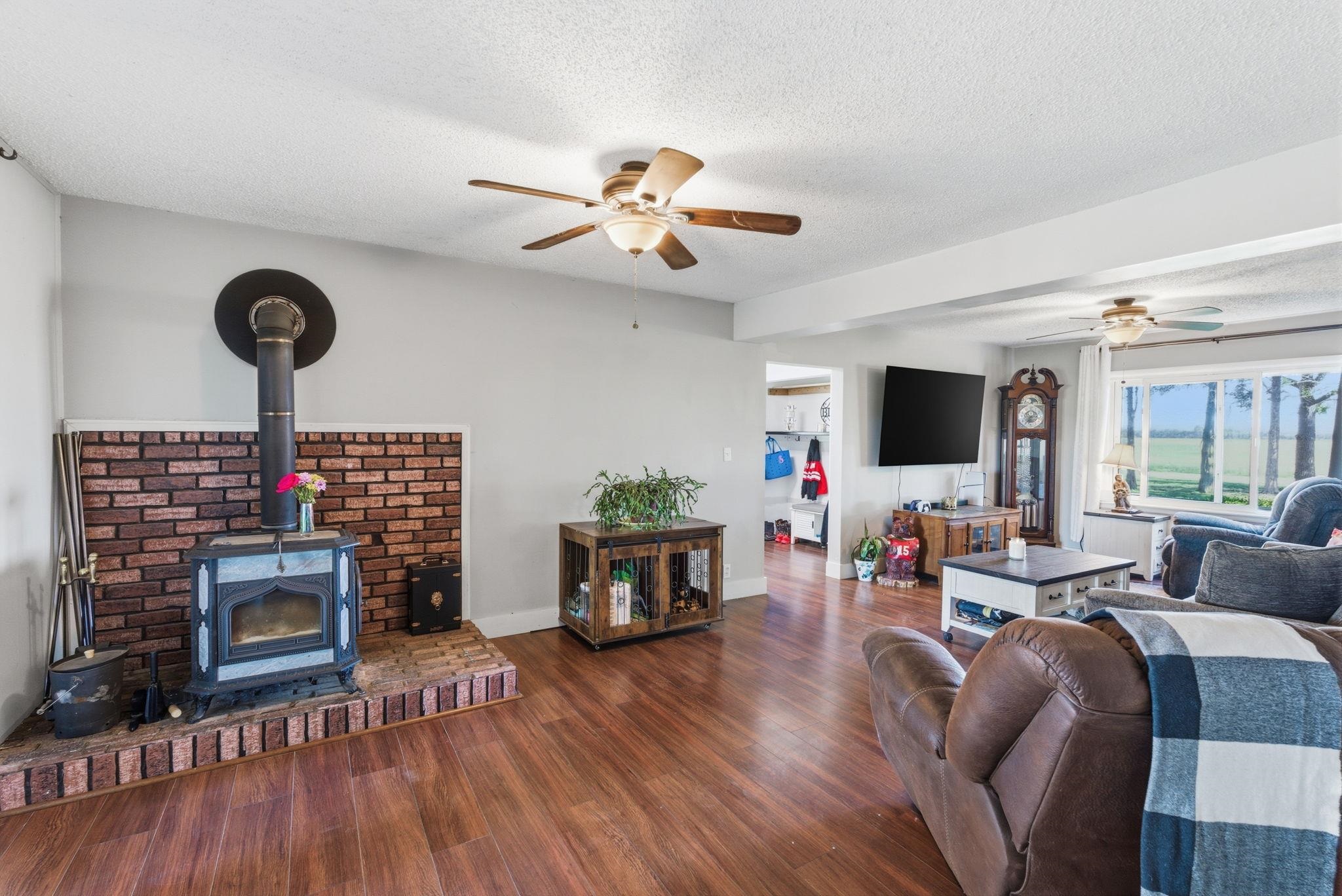 1625 E 60th Avenue N Belle Plaine KS 67013