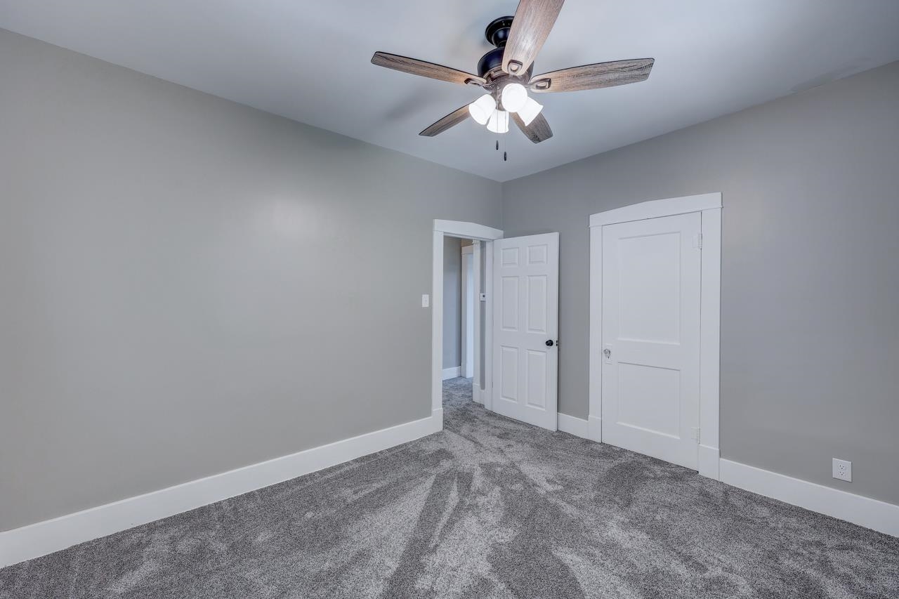 1320 N 9th Street Arkansas City KS 67005