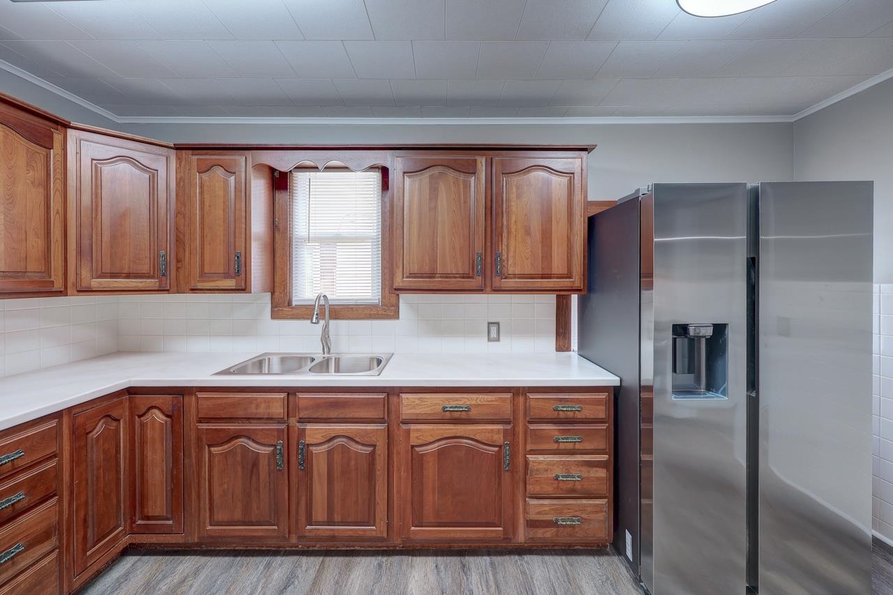 1320 N 9th Street Arkansas City KS 67005