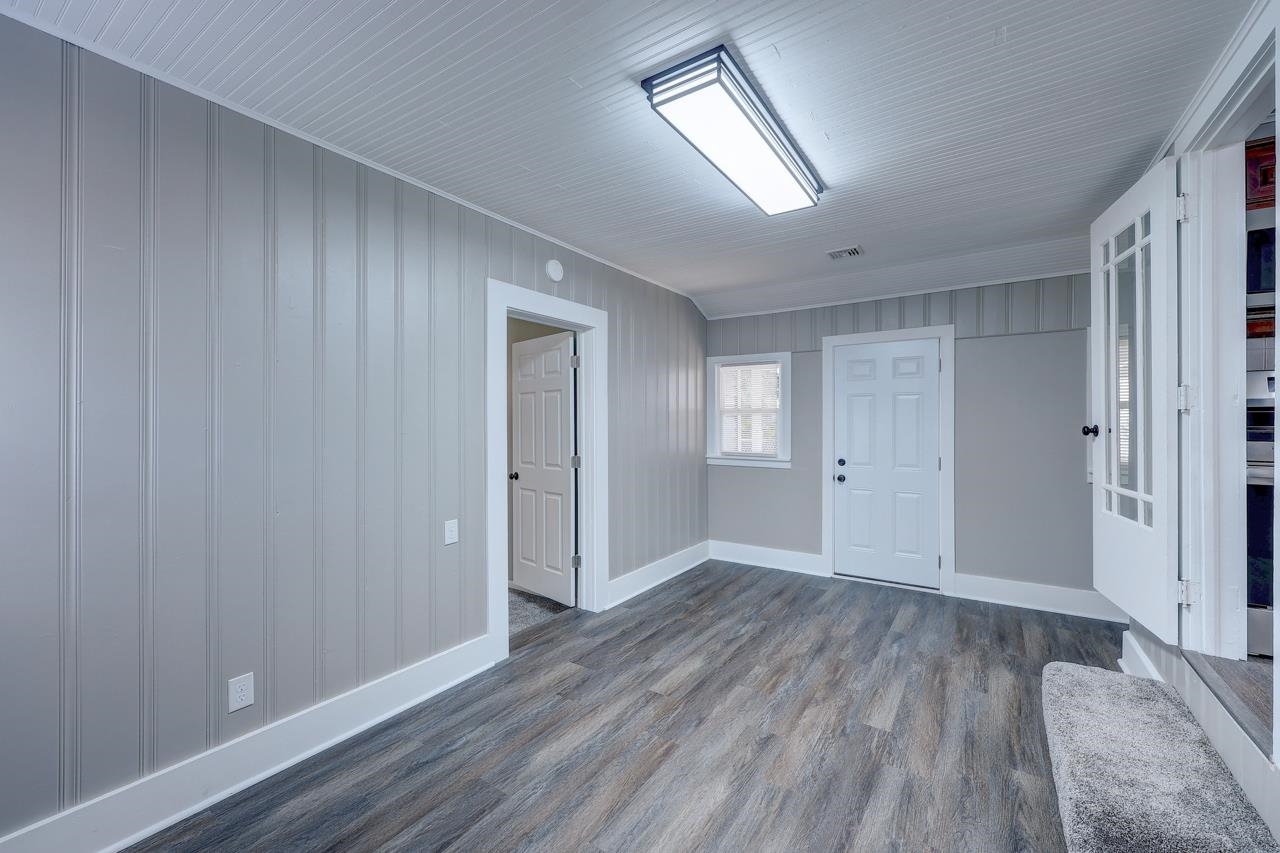 1320 N 9th Street Arkansas City KS 67005