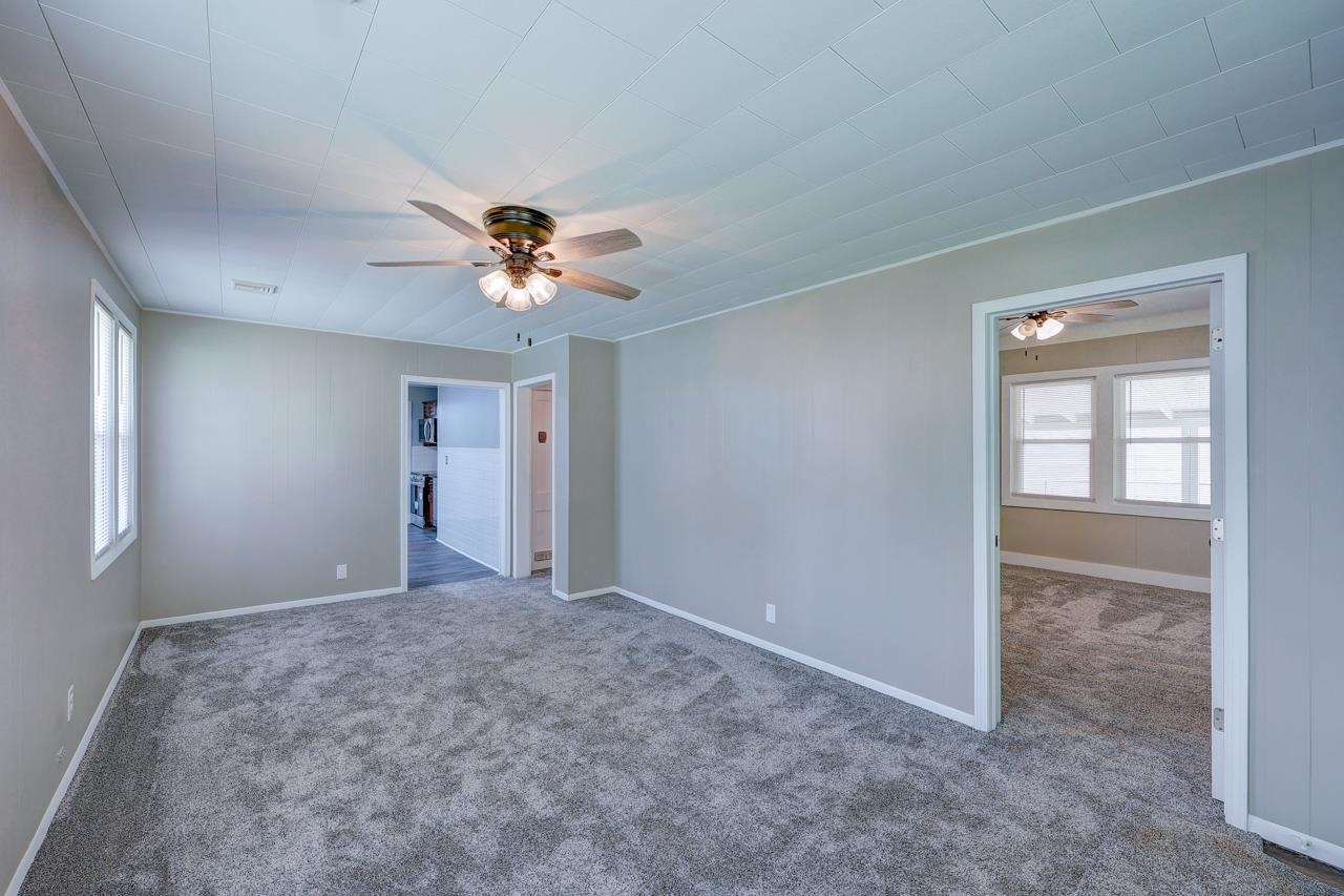 1320 N 9th Street Arkansas City KS 67005