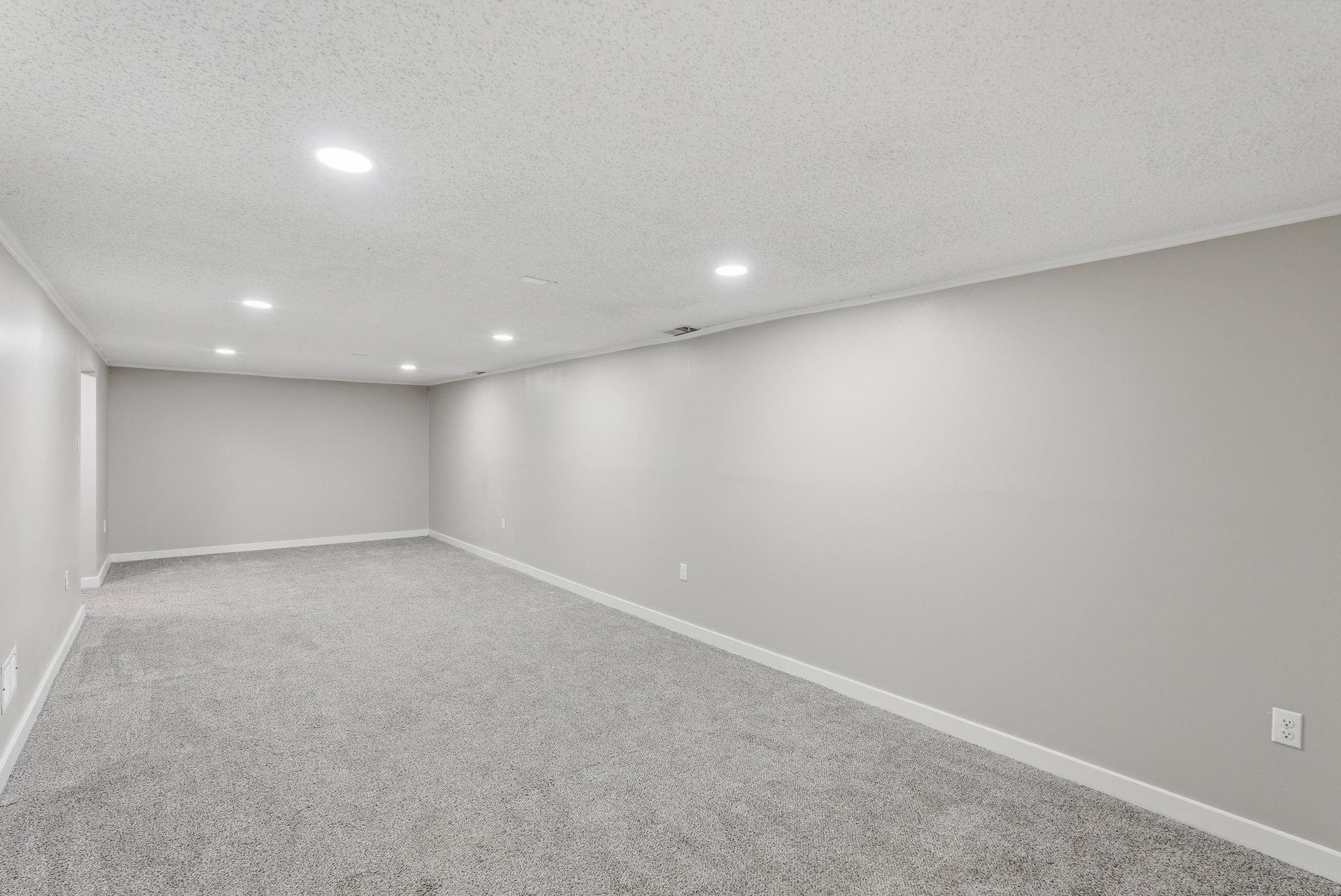 8208 E Grail Wichita KS 67207