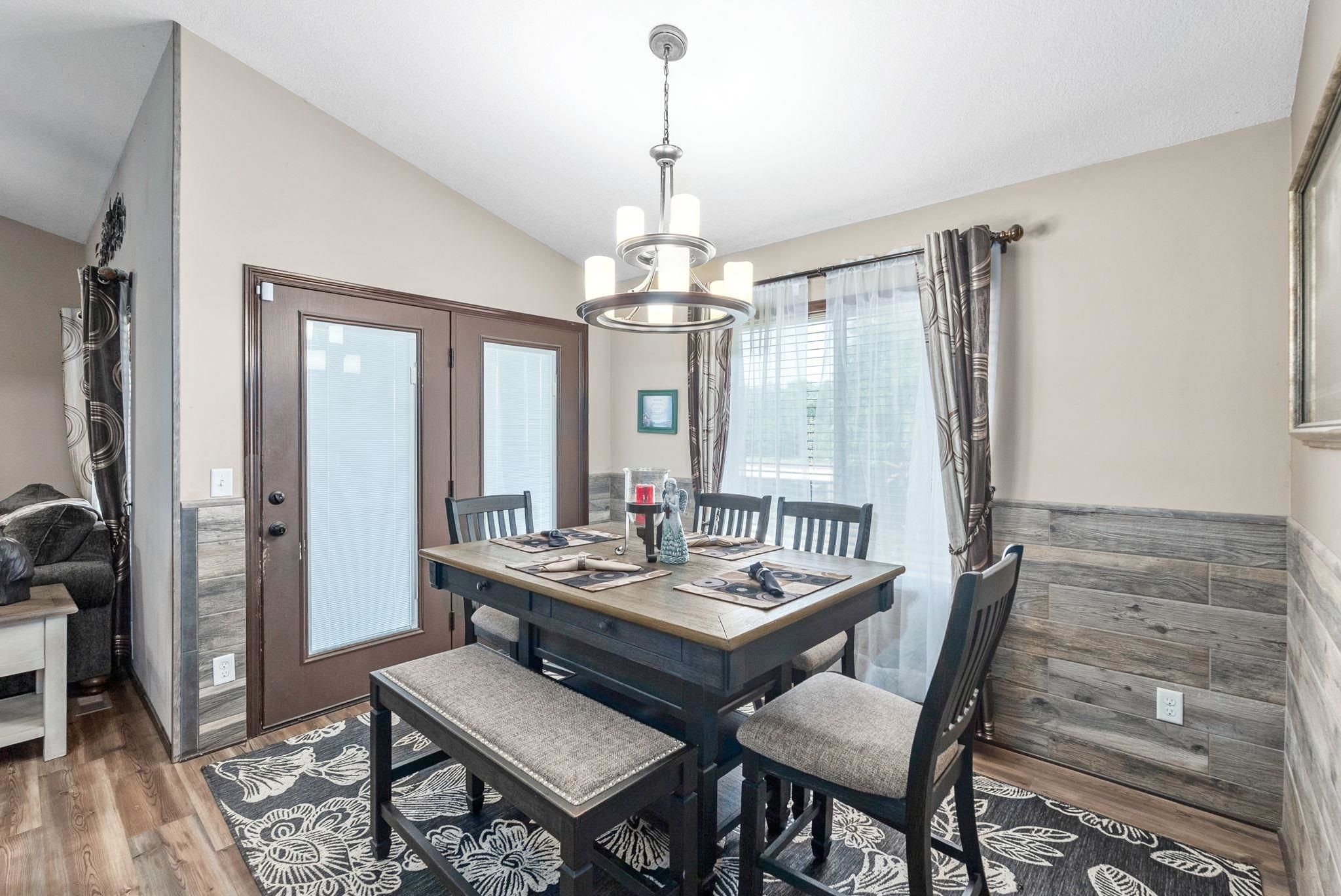 21249 SW Meadowlark Road Douglass KS 67039