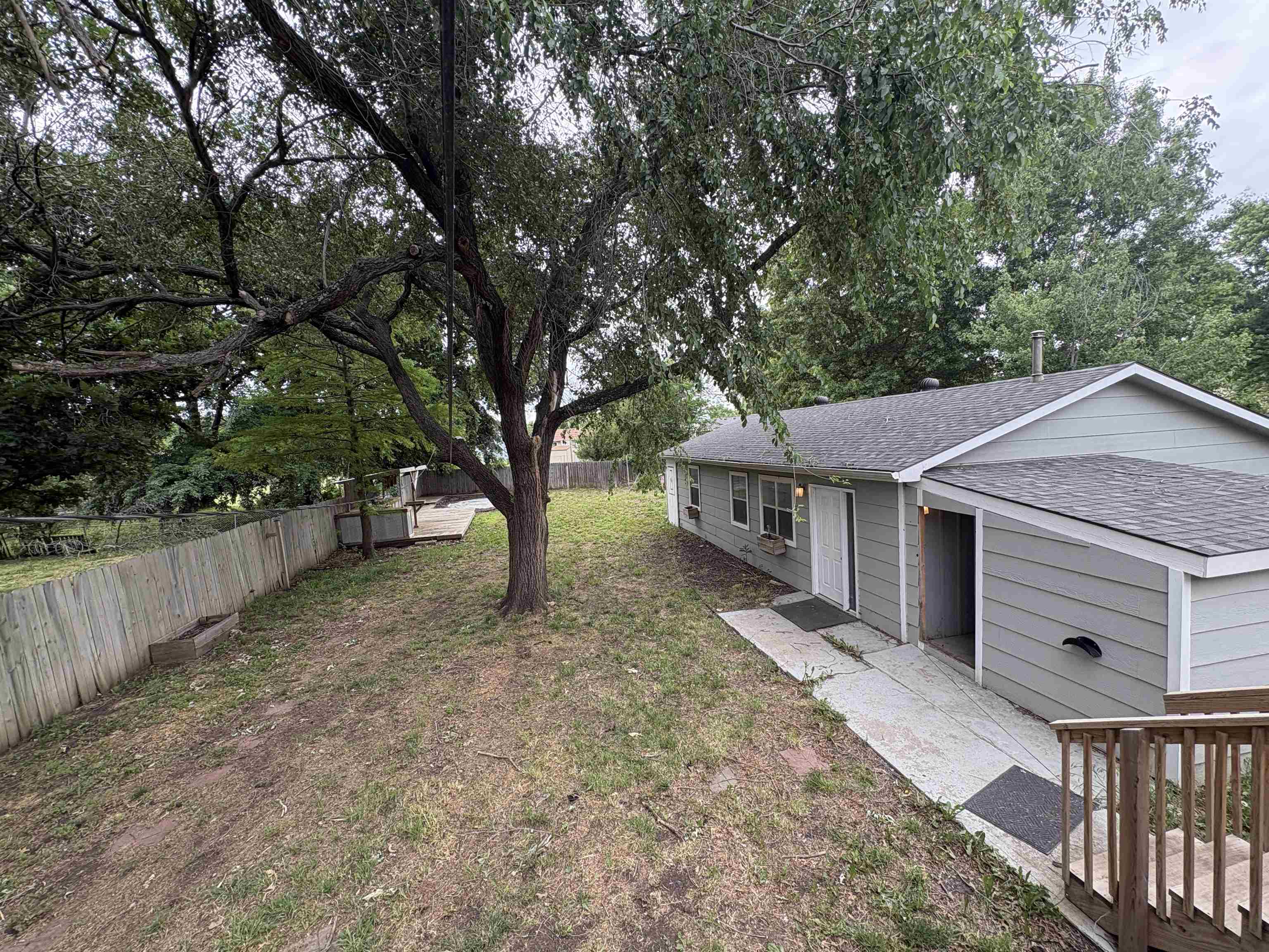 1009 Helen Augusta KS 67010