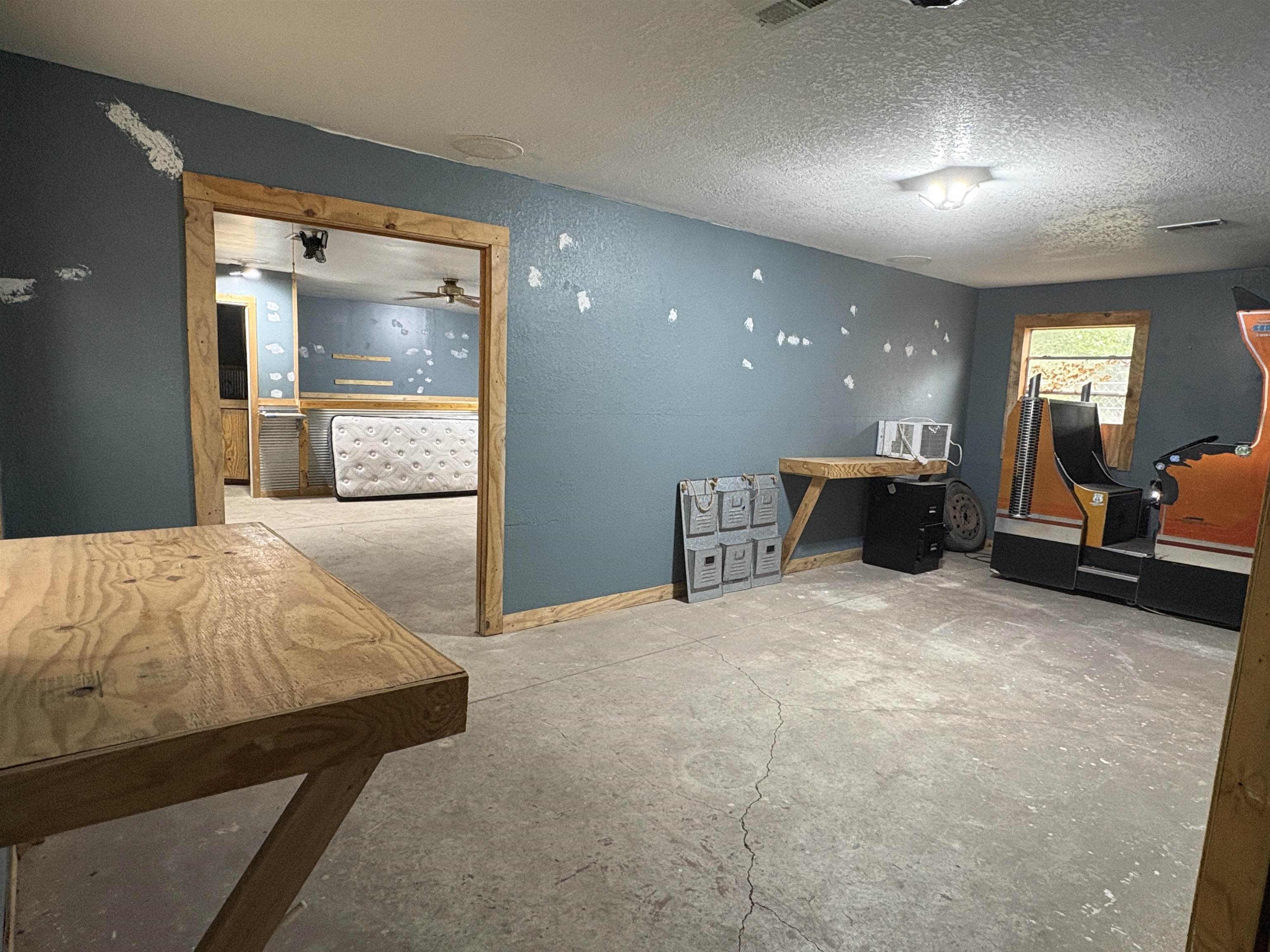 1009 Helen Augusta KS 67010