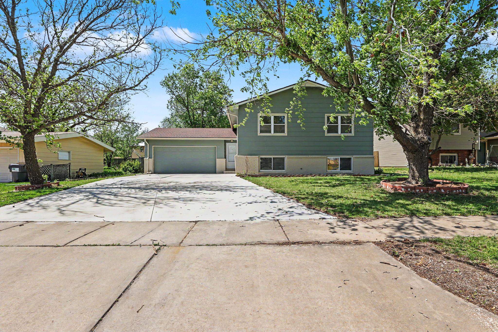 4051 Clarendon Bel Aire KS 67220