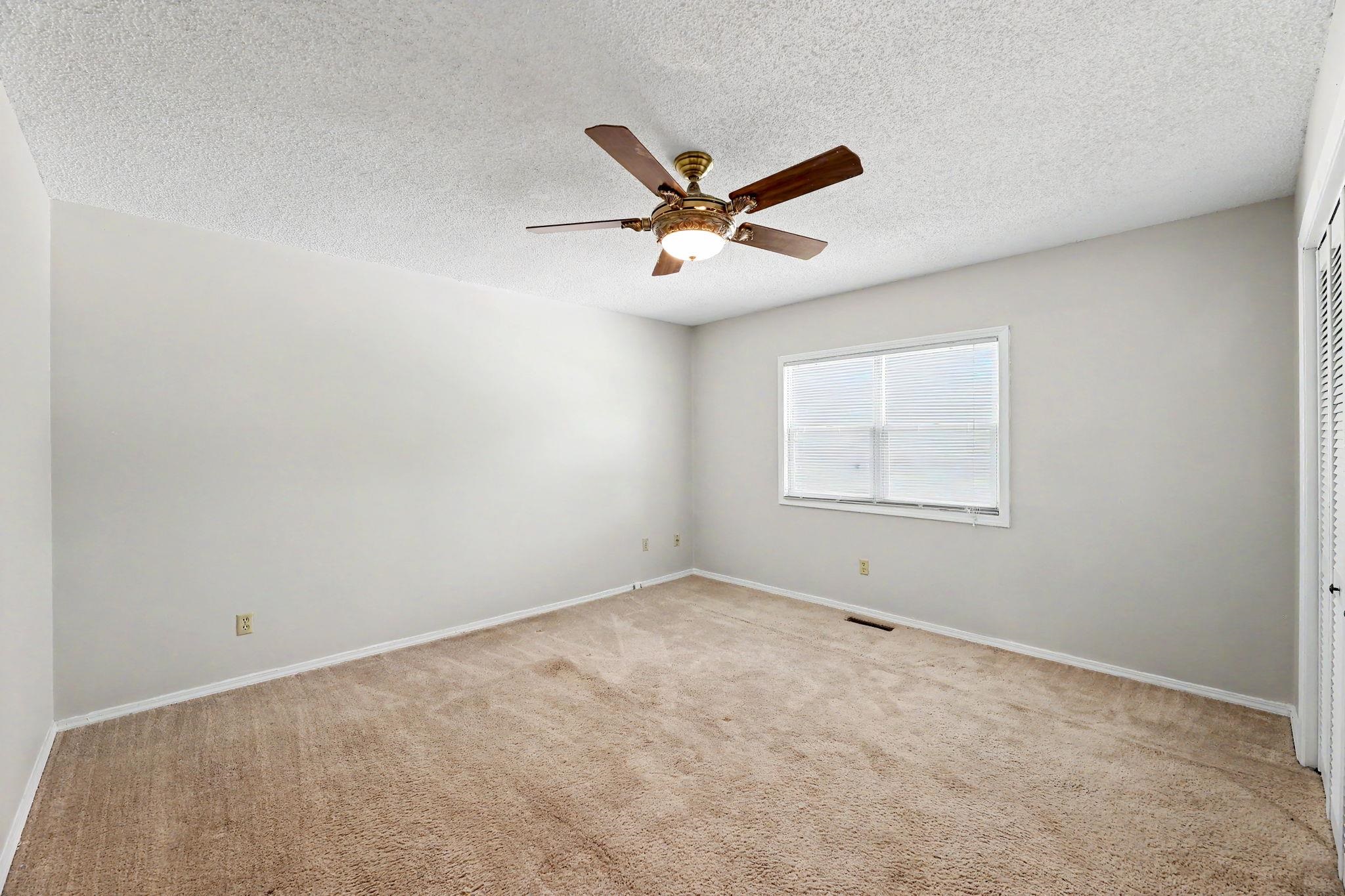 4051 Clarendon Bel Aire KS 67220